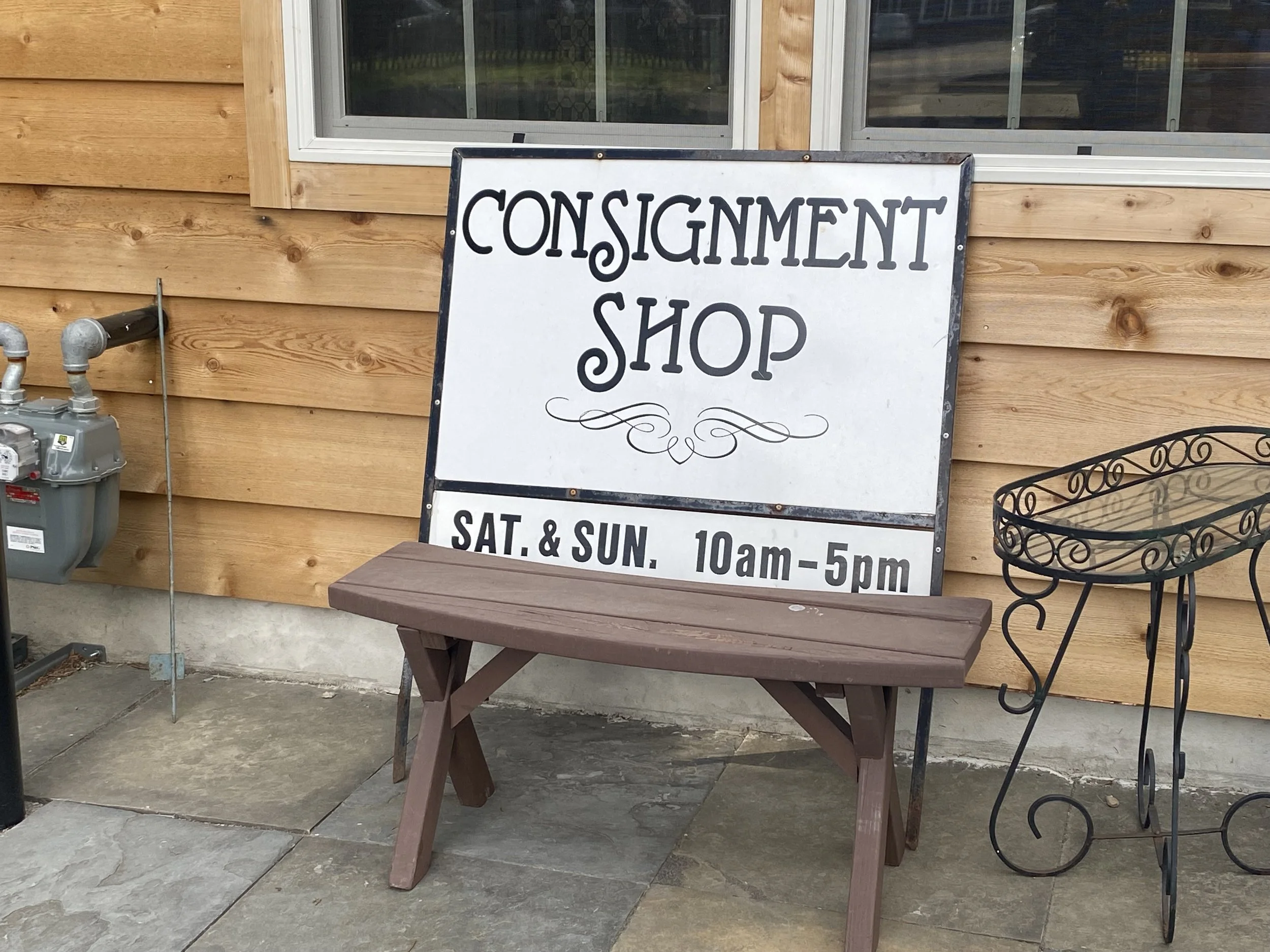 Consignmentsign.jpg
