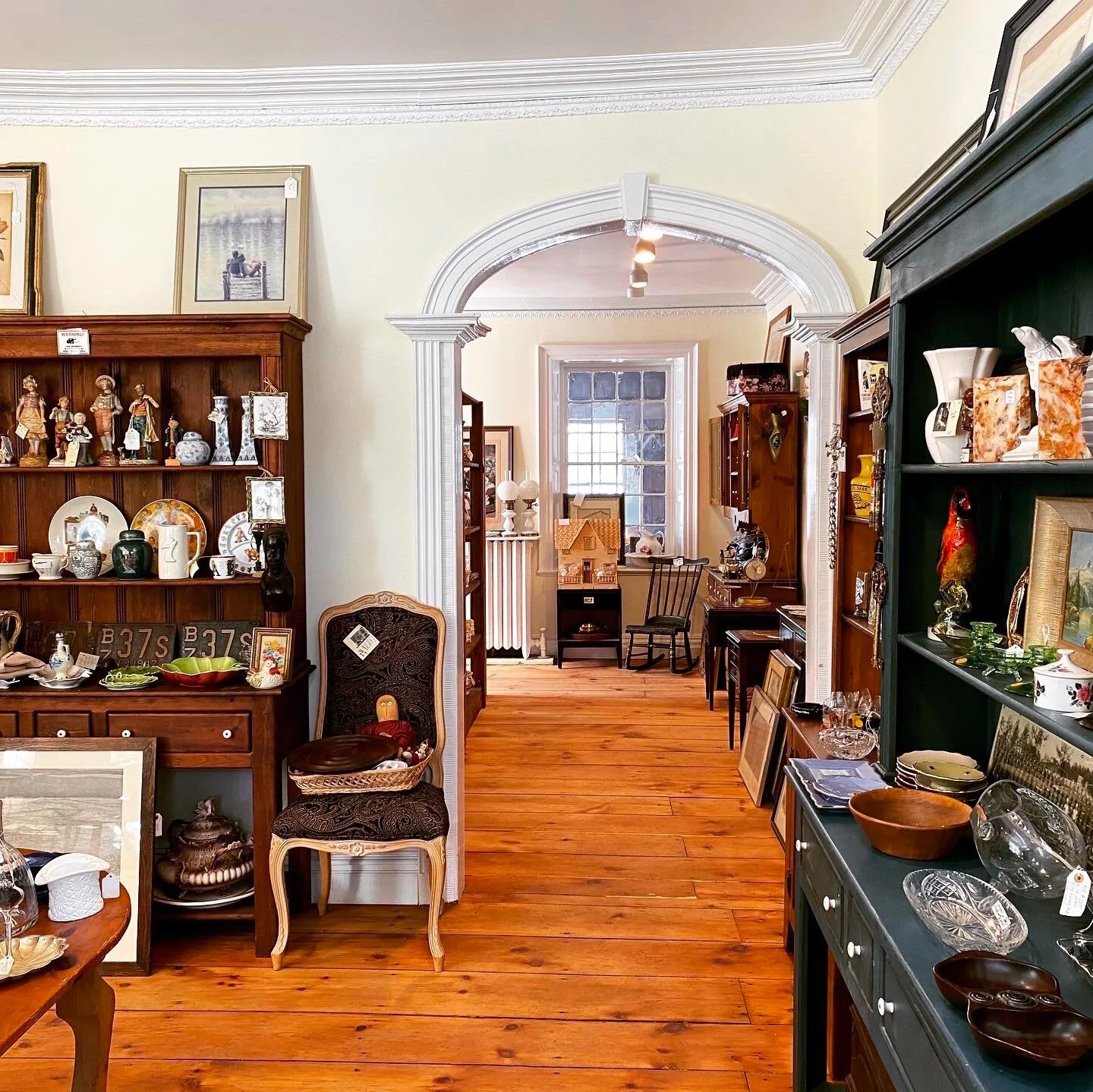 Antiques & Vintage Goods Shop Abram Demaree Homestead — Abram Demaree