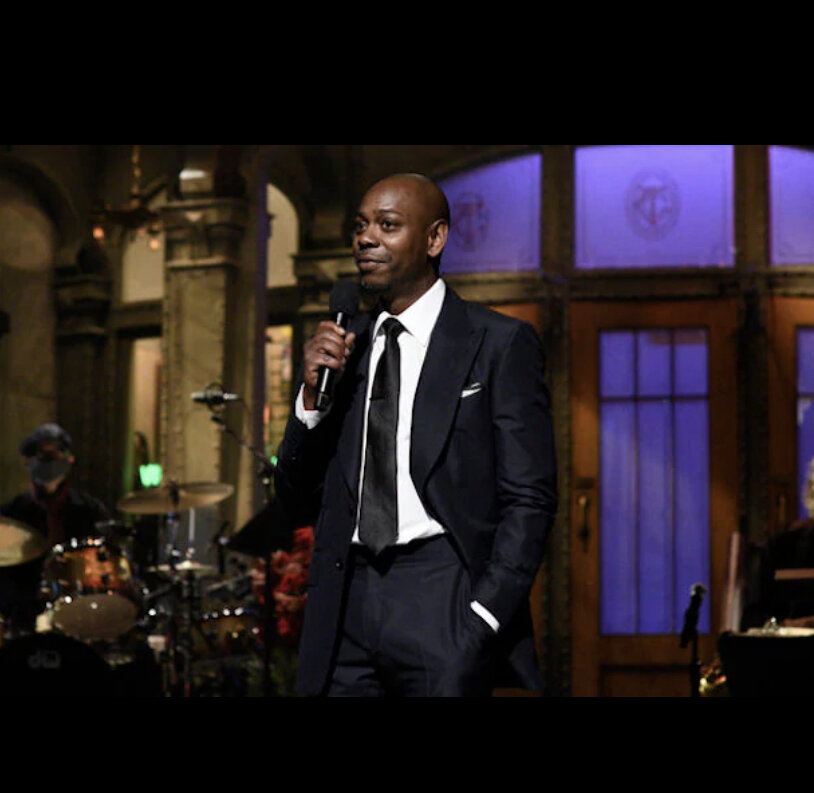 “A Thirst Trap Couple Never Prospers” +The Bachelorette Recap + Nudes, Manscaping, and Angles.