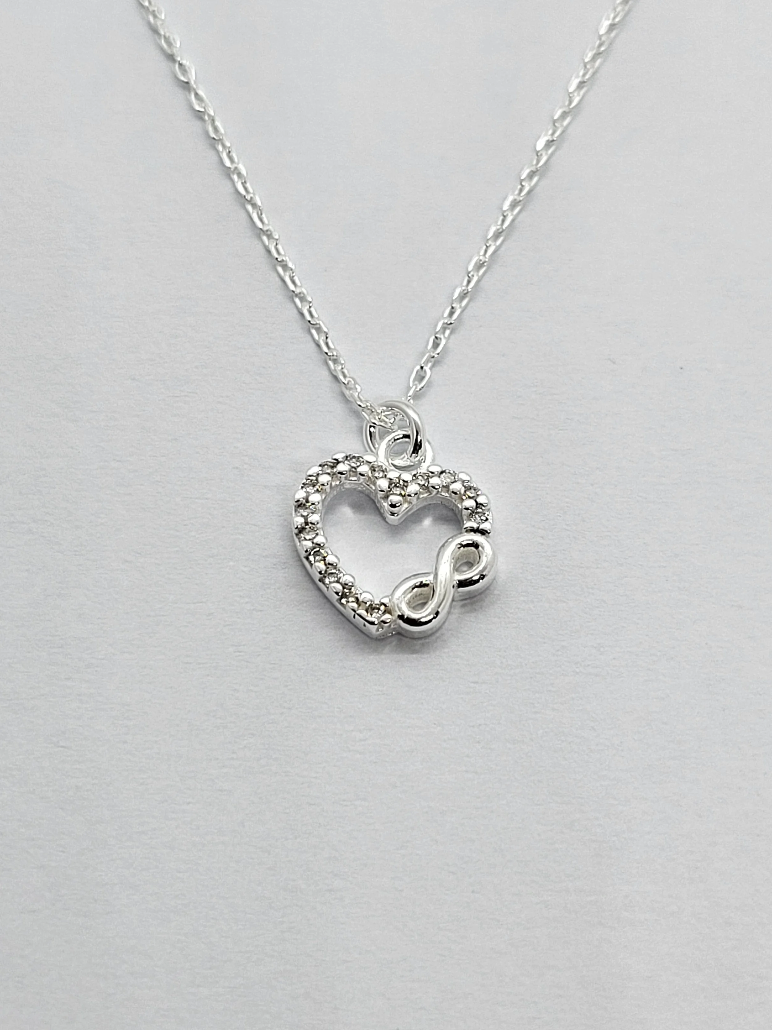 Silver Heart Pendant & Chain
