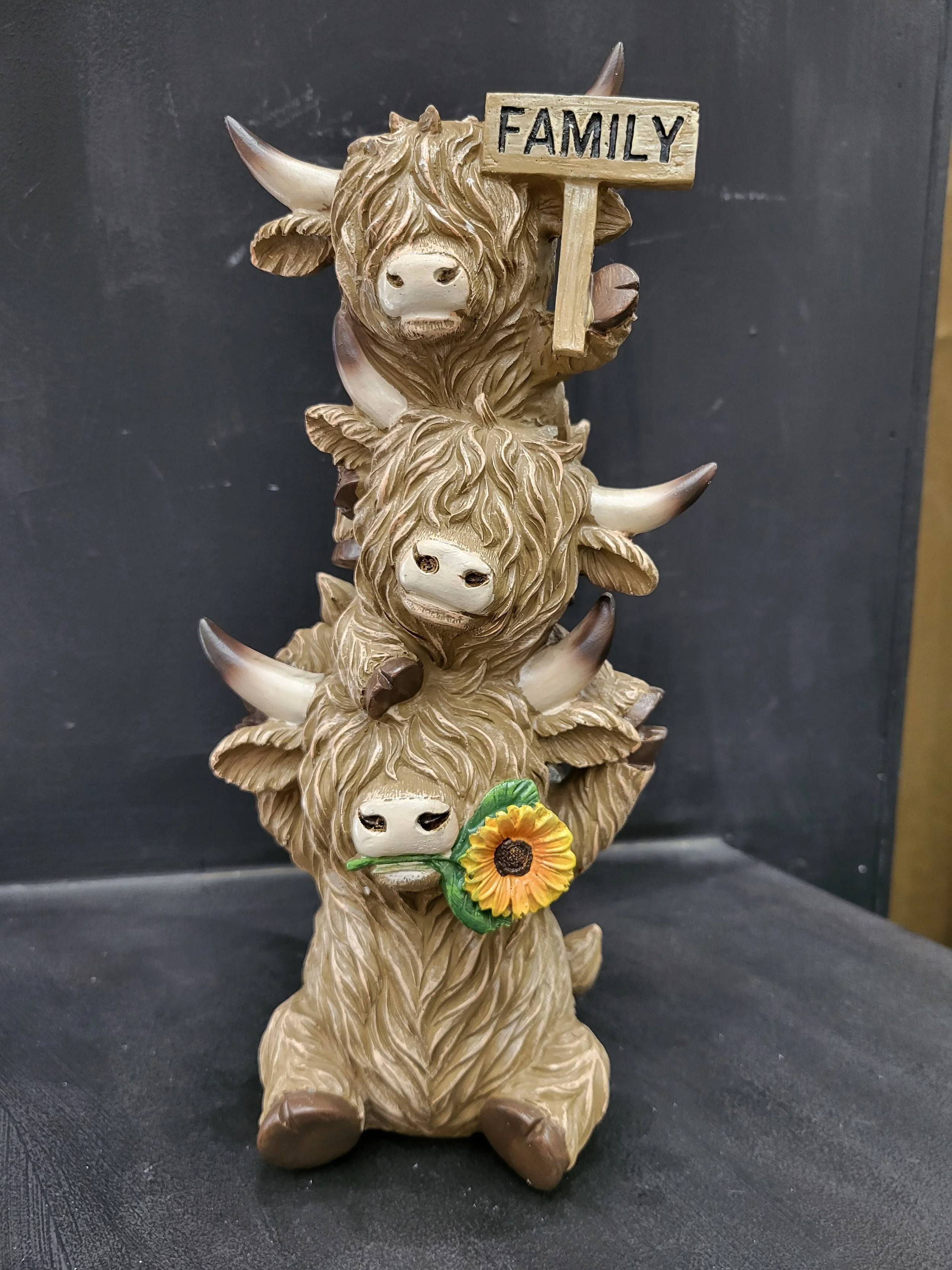 Highland Cow Family Trio