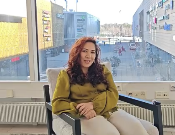 Tulkkiesittely: Junko Shrestha