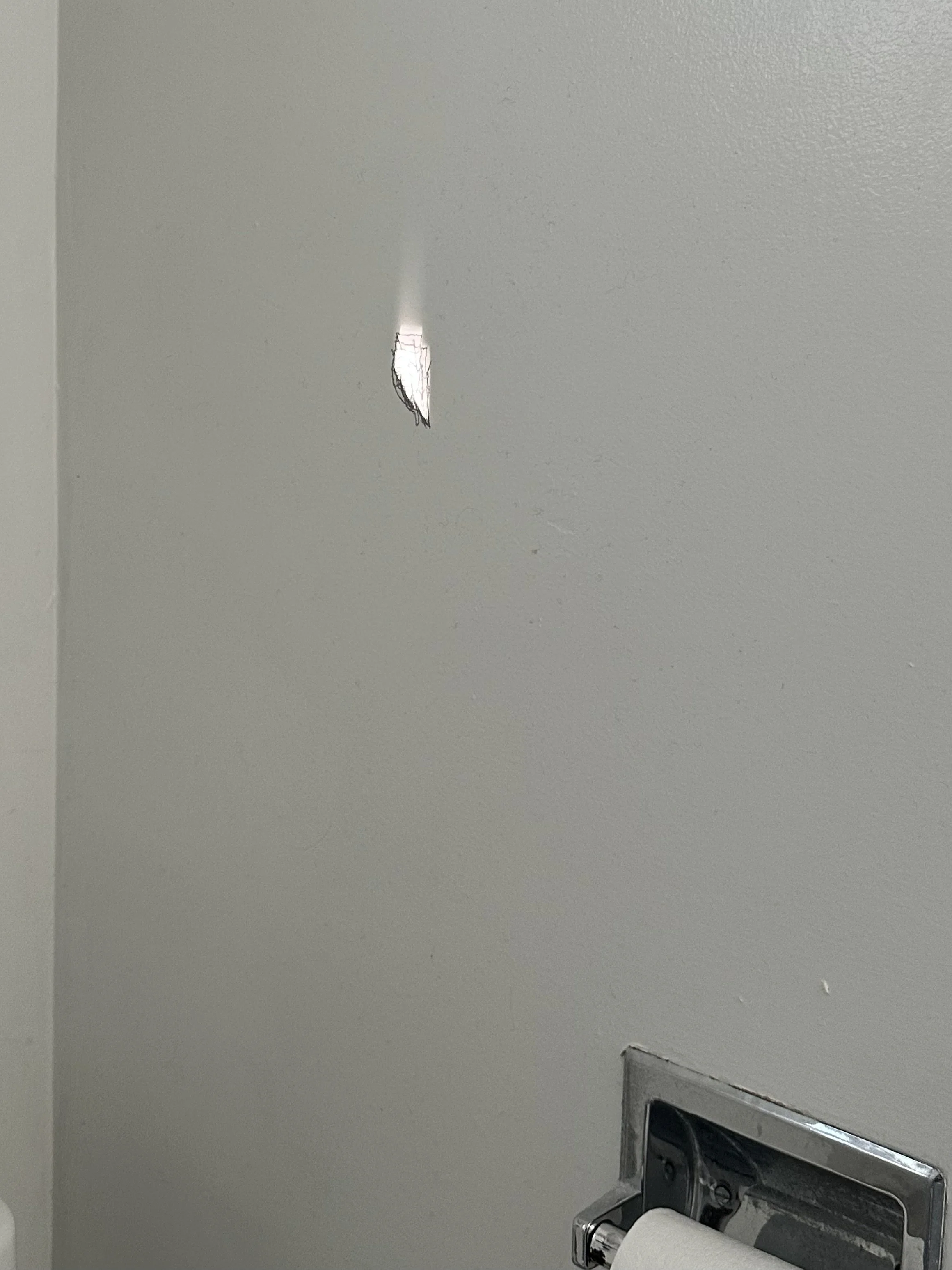 I close my eyes - Only for a moment - And the moment's gone, 2025, Graphite on architectural surfaces, Dimensions variable