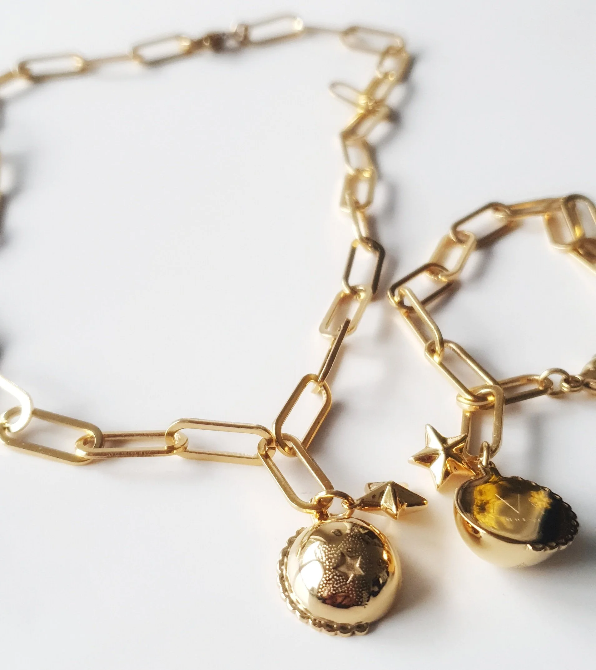 OWN YOUR SPACE ON CHAIN REACTION