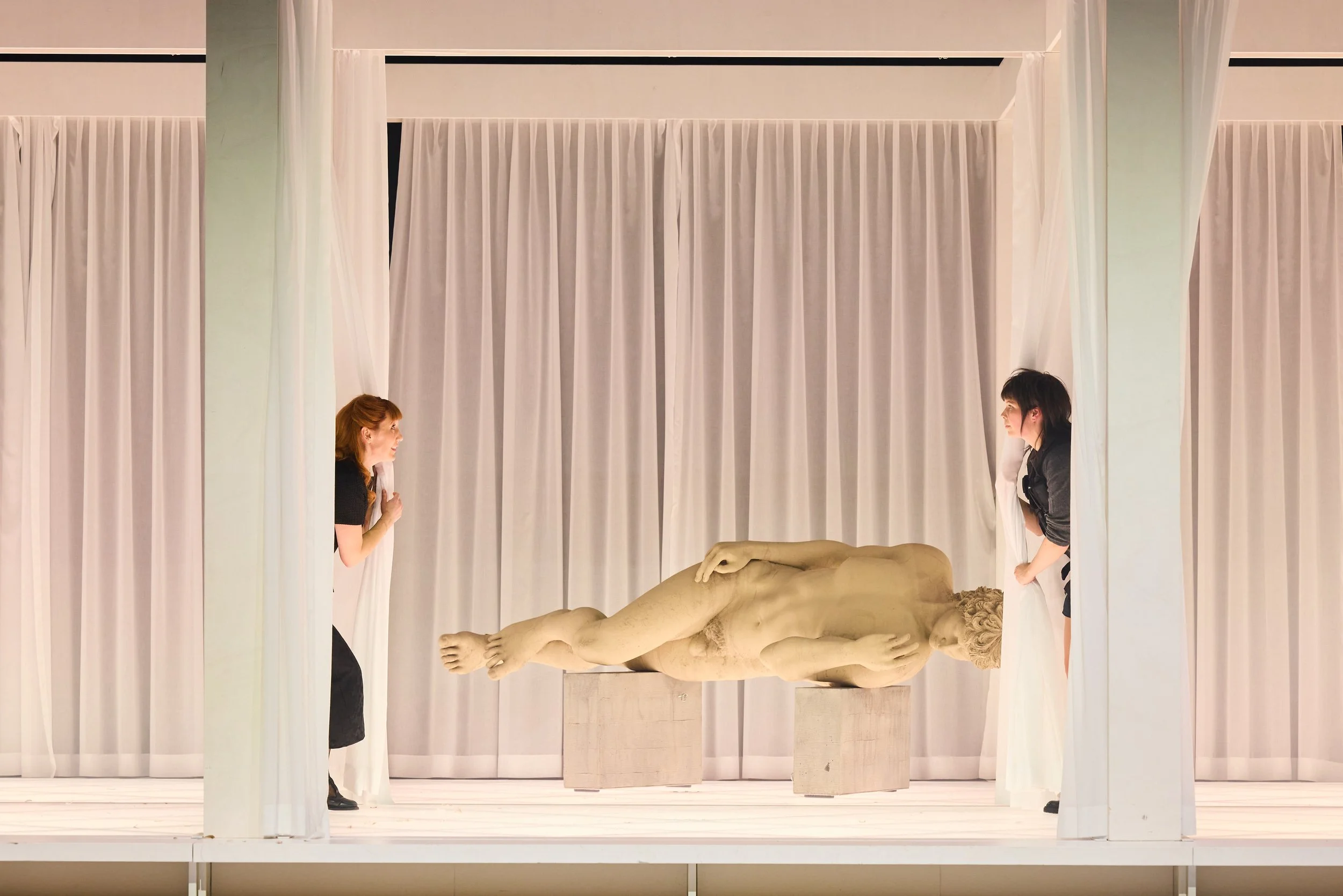 7_20260127_Buehnen-Bern-Le Nozze di Figaro HP2-0402-web.jpg