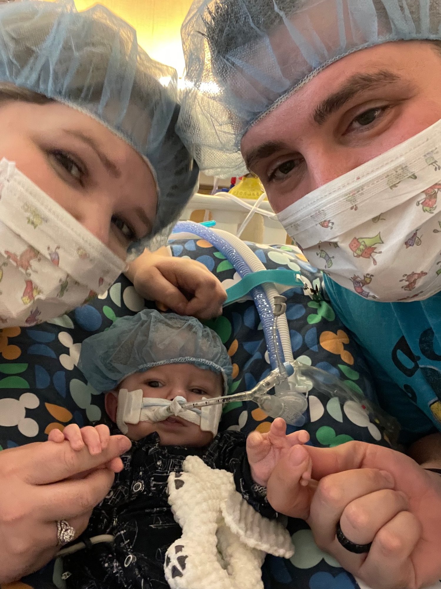Tiny Hero Oliver intubated - CDH and CHD