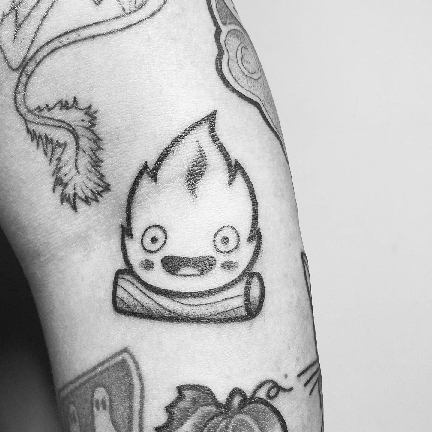 - Calcifer - 

Hot Take: Howls Moving Castle is the best Miyazaki film🫣

BOOKING SEPTEMBER/OCTOBER NOW