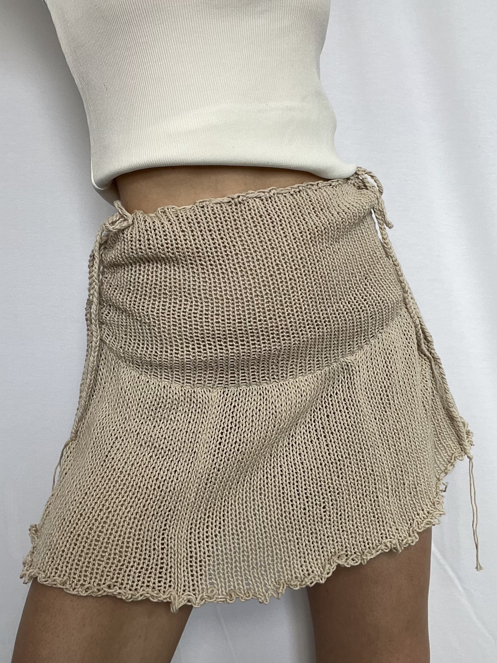 cream ruffled skirt