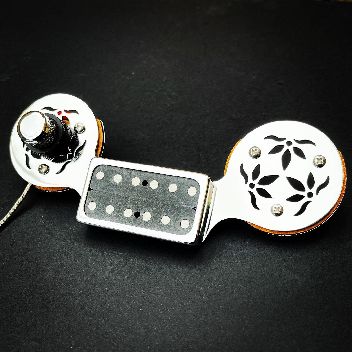 ANNOUNCING THE MANDRAYK BEARBUCKER! This self contained magnetic pickup and control set fits into a Beard resonator guitar with no physical modification to the guitar required. #bearbucker #mandrayk #mandrayk_music #beardresonatorguitars #guitarpicku