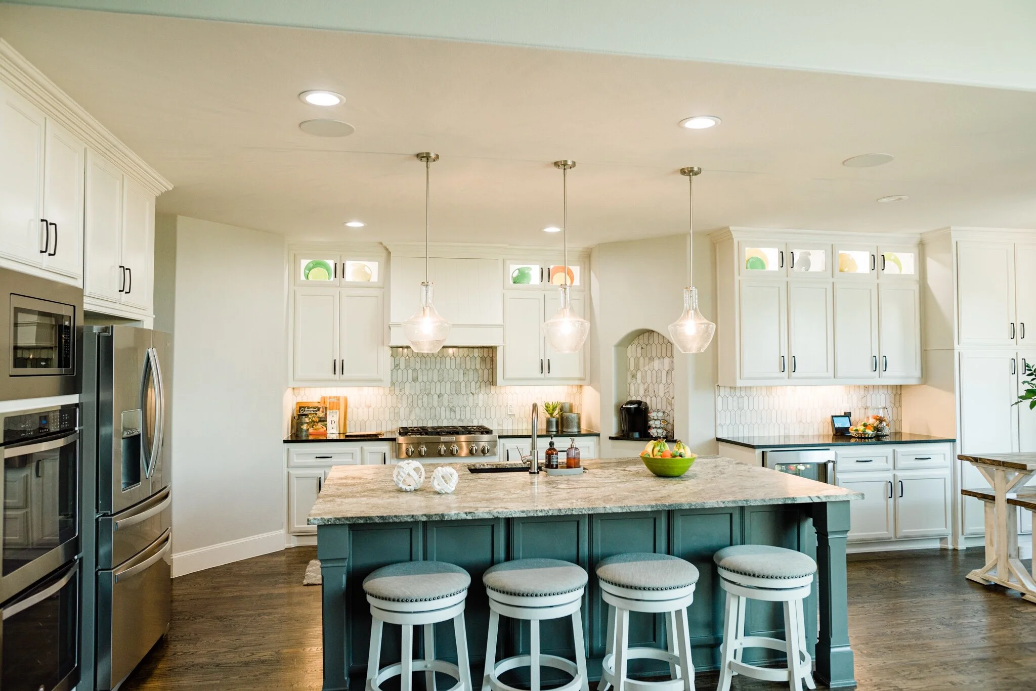 Delaney's Design | Dee Dee Lear