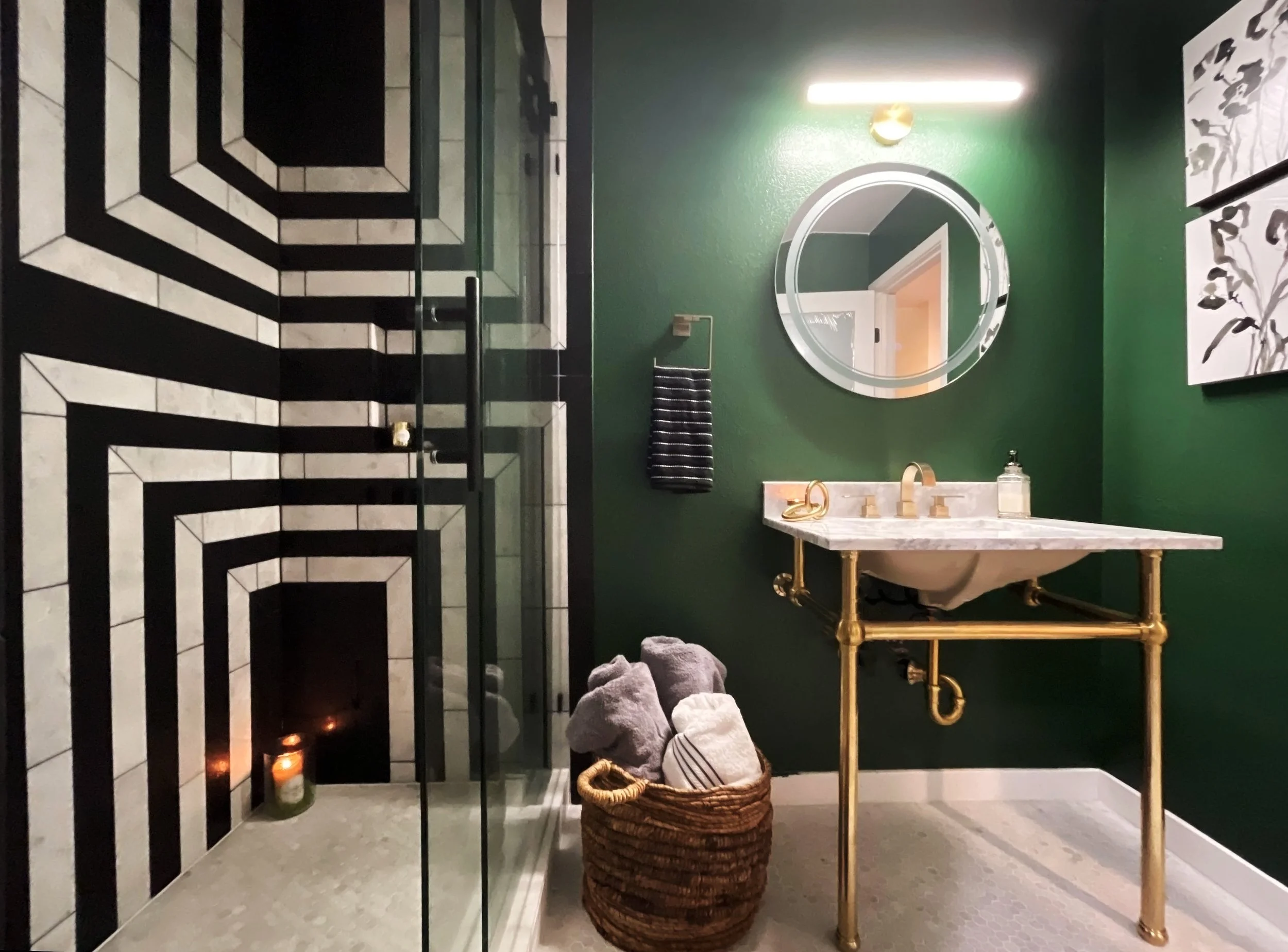 Ashby White | Lydia White