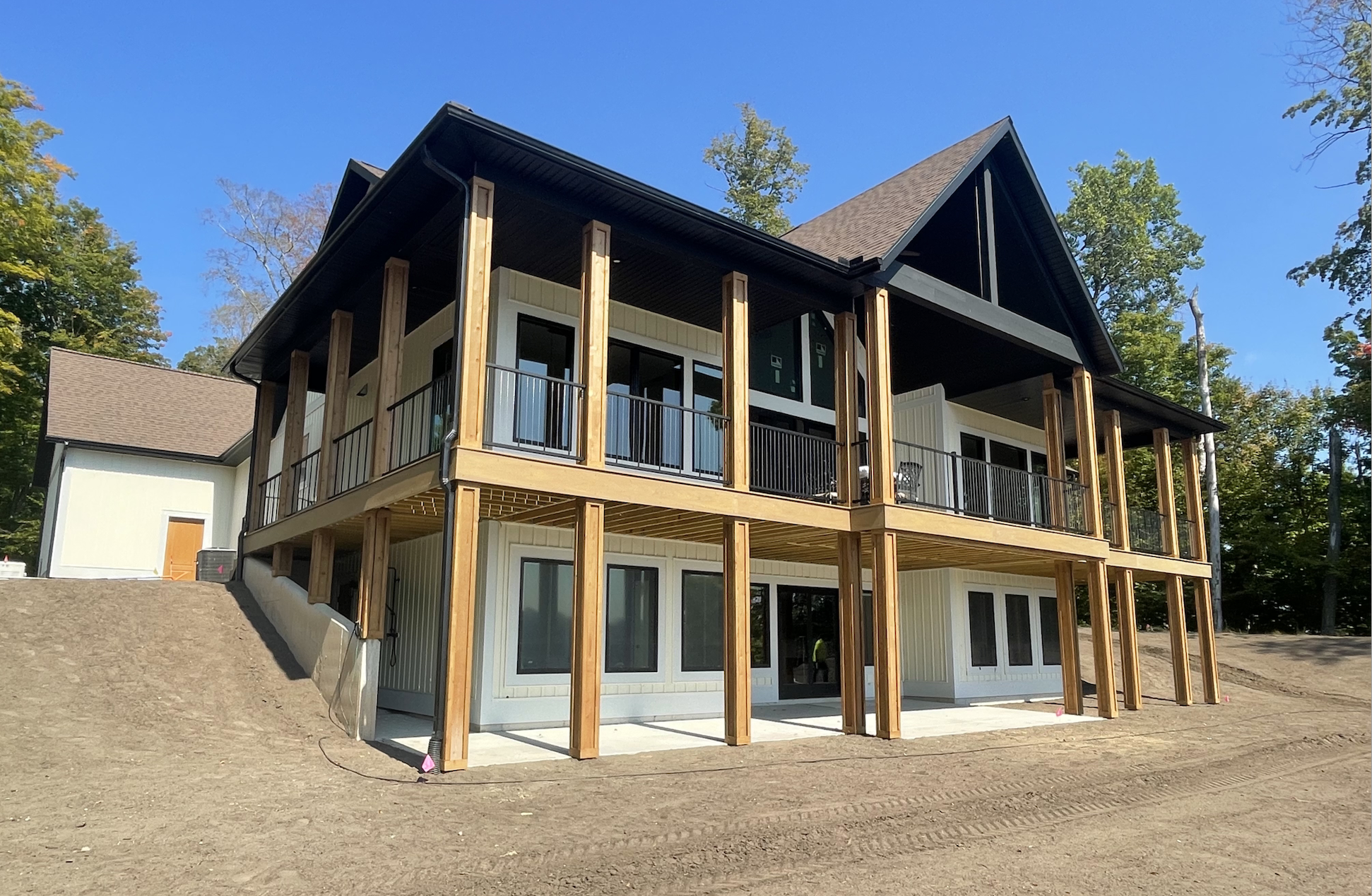 Bella Traverse Design | Jamie Klecka