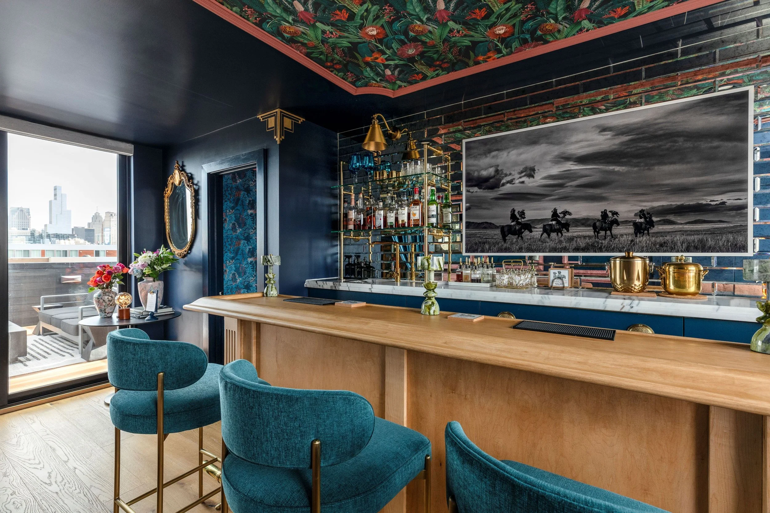 Speakeasy Wide Facing Detroit 4094-.jpg