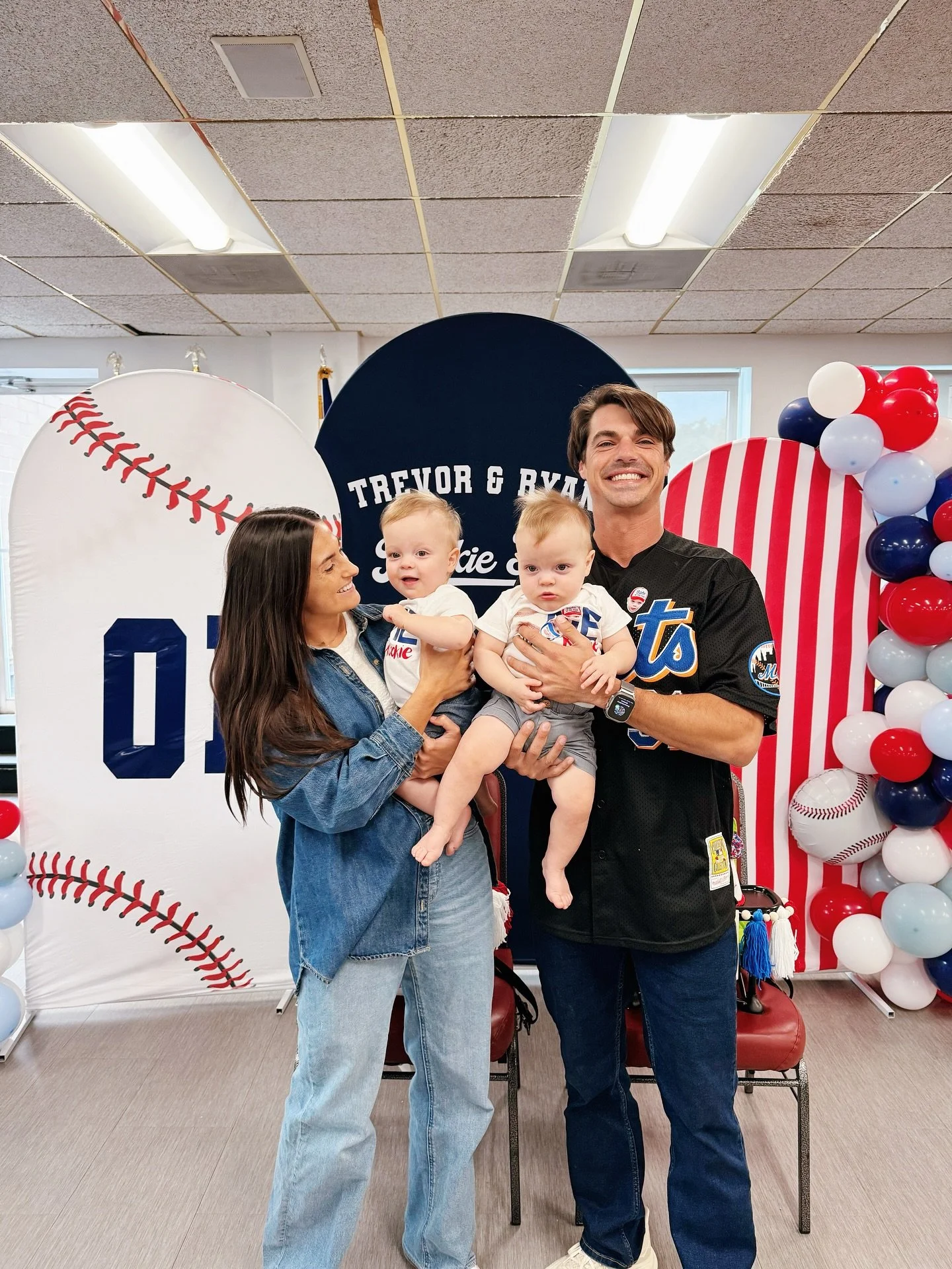 Had the best time celebrating and being a part of Trevor &amp; Ryan&rsquo;s first birthday! ⚾️💙🎈 Swipe for the details of the backdrop and stickers I created for their big day &rarr;
