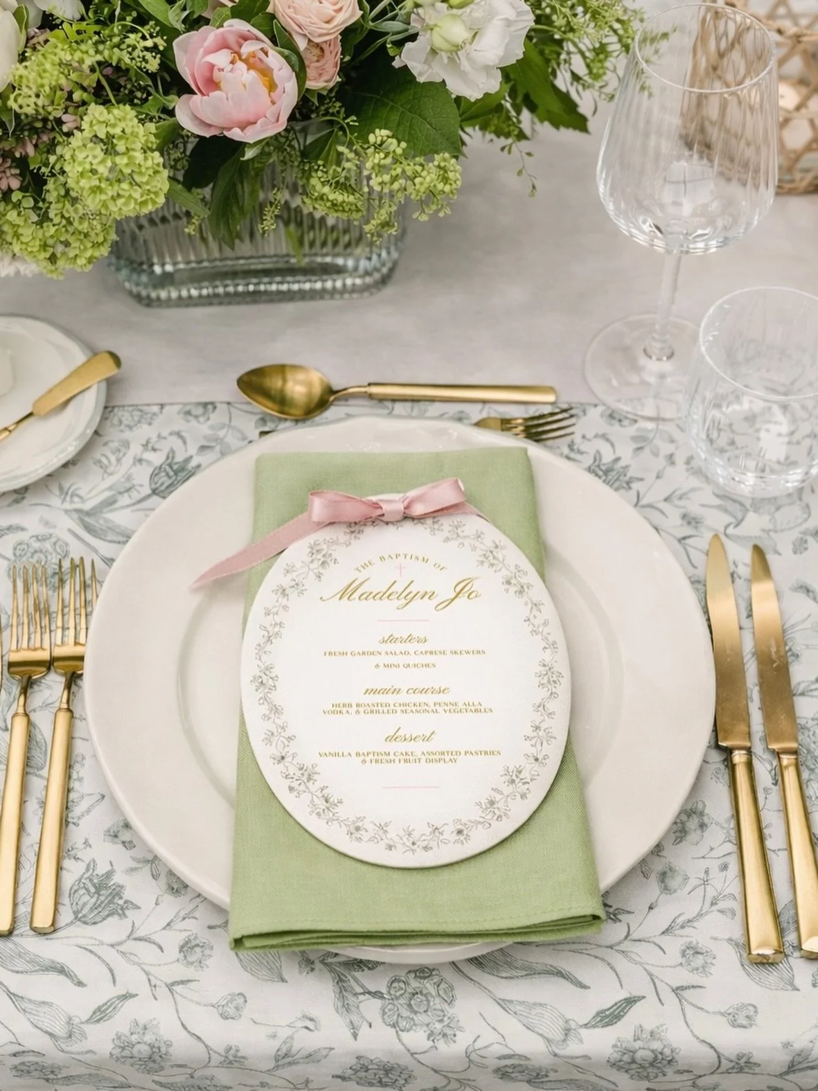 Adding the special touches to every occasion 💕
Custom menus are such a simple way to make your event feel more cohesive and beautifully tied together.