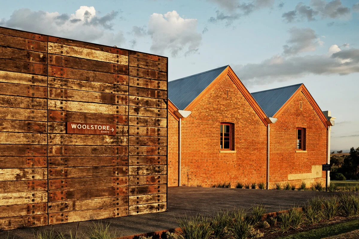 Virgin Airlines: 24 hours in Tamworth