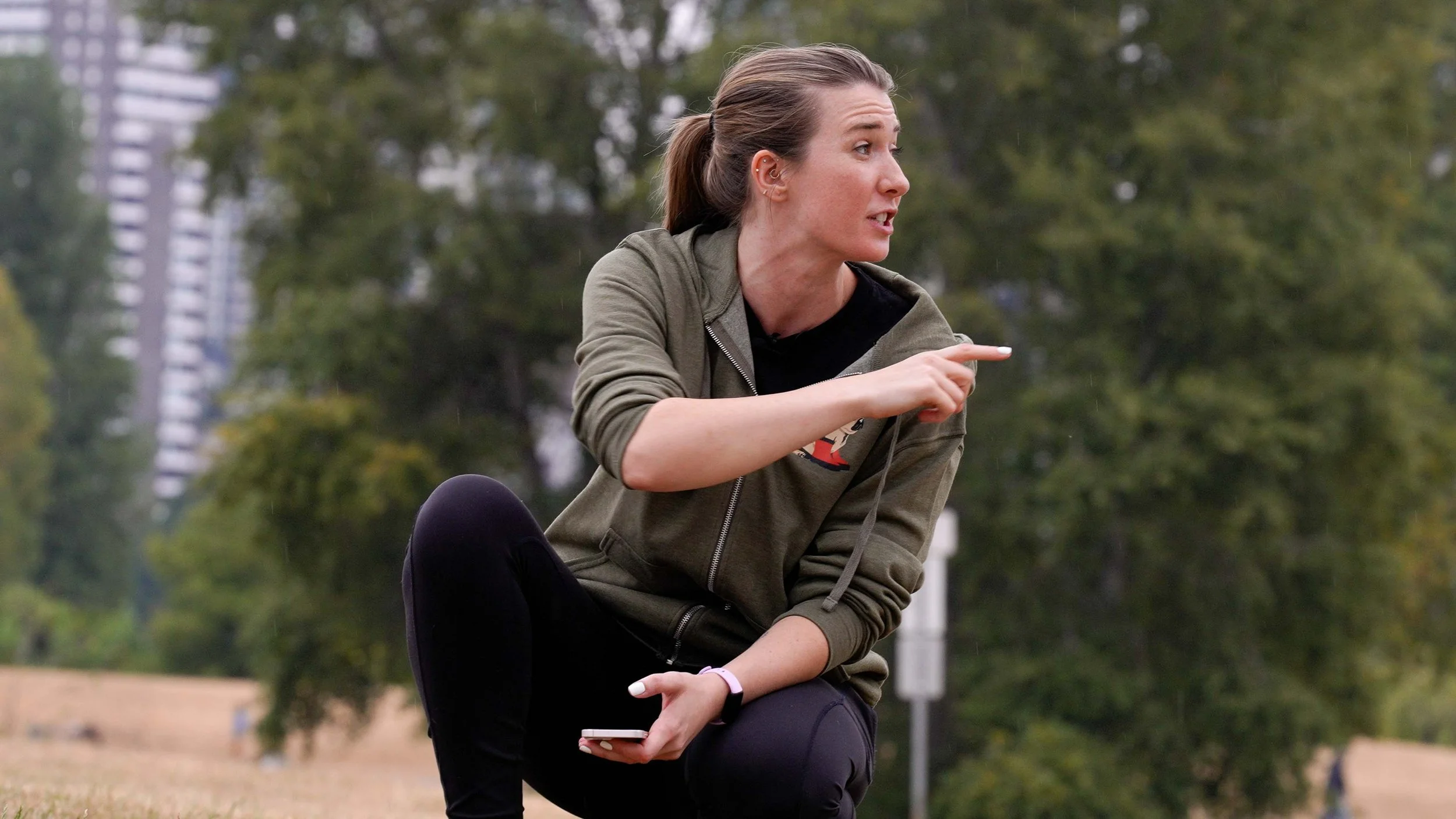 Kris Hampton from Raintown Dog Training teaches a recall course in Vancouver, BC.