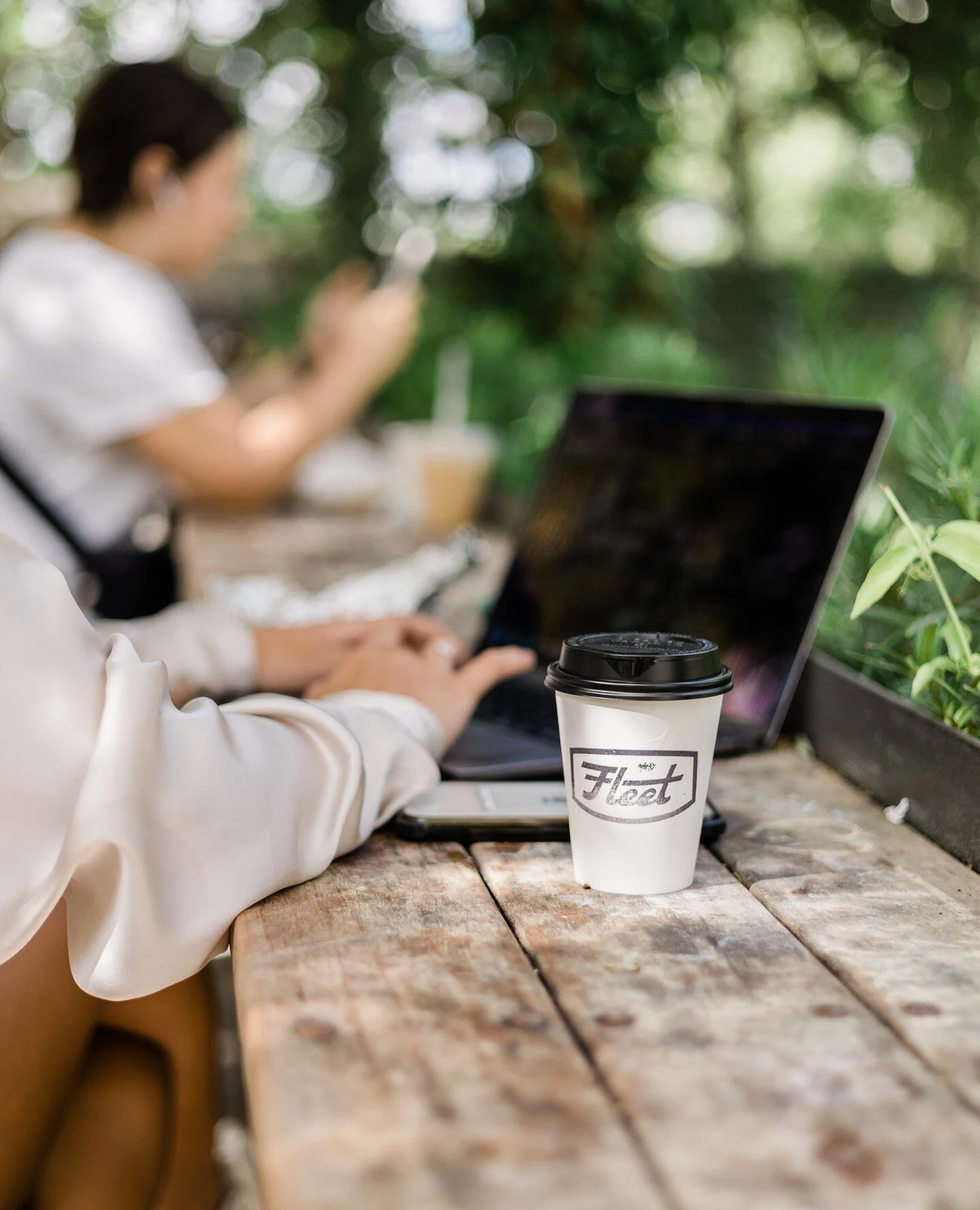 Talk about an office set up 👩&zwj;💻⁠
⁠
Grab a coffee and send some emails from the comfort of the patio!