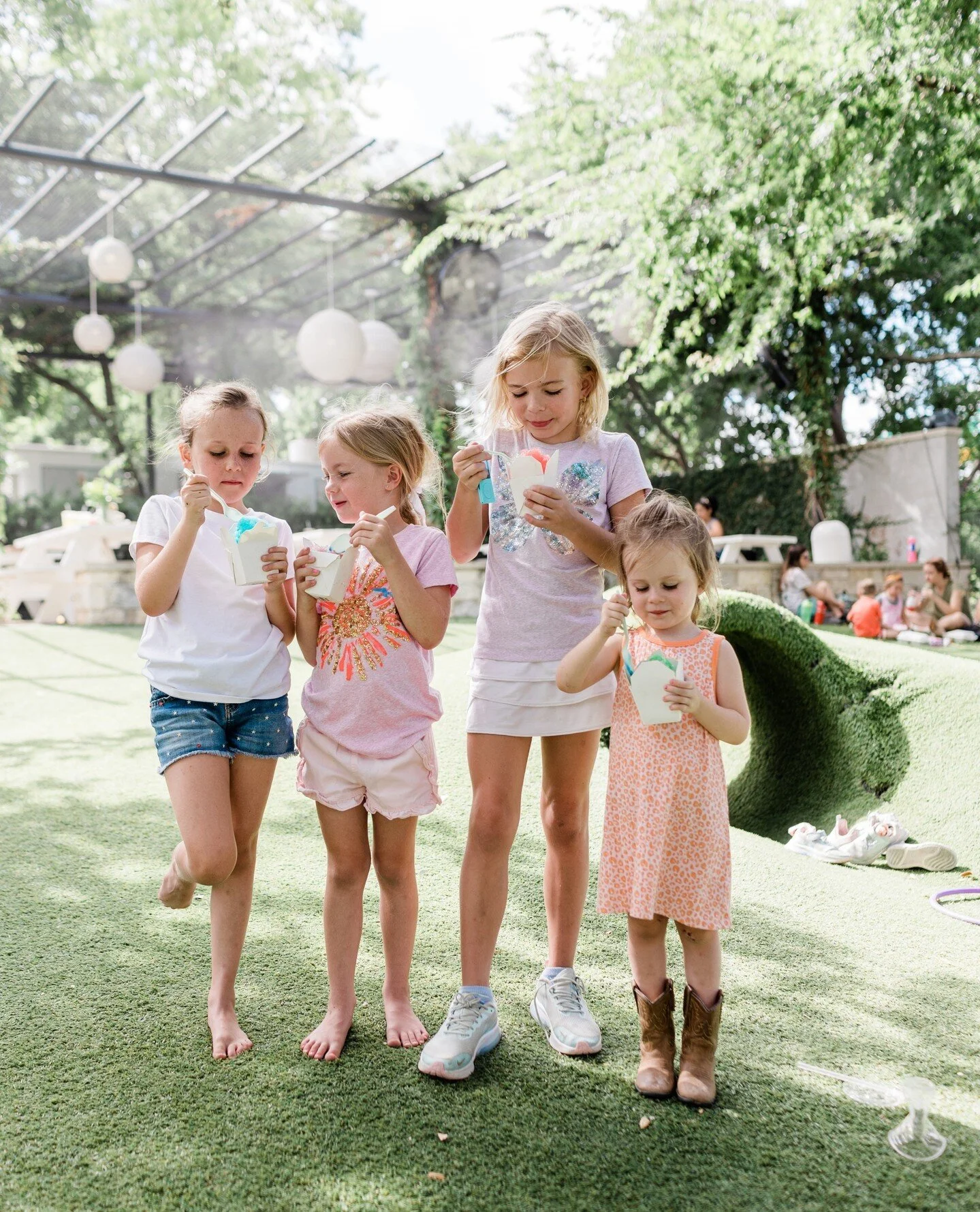 Nothing beats a girl's day! ⁠
⁠
Tag your girl gang below 💖