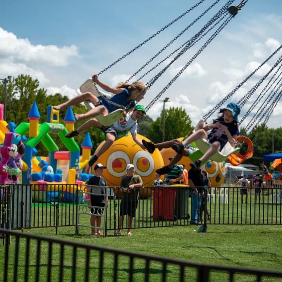 Bringing the kids to @bendigocb_tumbarumba Tumbafest 2021?

TONY JOES Amusements are back for 2021 with a variety of rides for the young and young at heart. 

Get your tickets now - link in bio