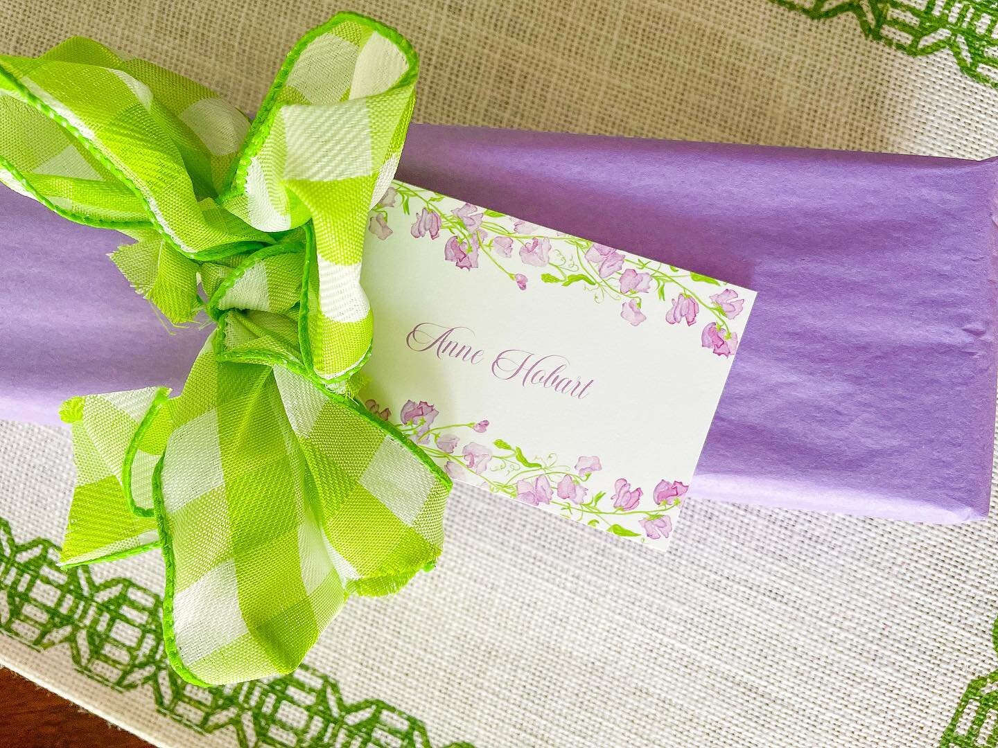 Pretty paper completes the perfect gift! 

#whitmorewatercolors #callingcards #gifttags #giftgiving