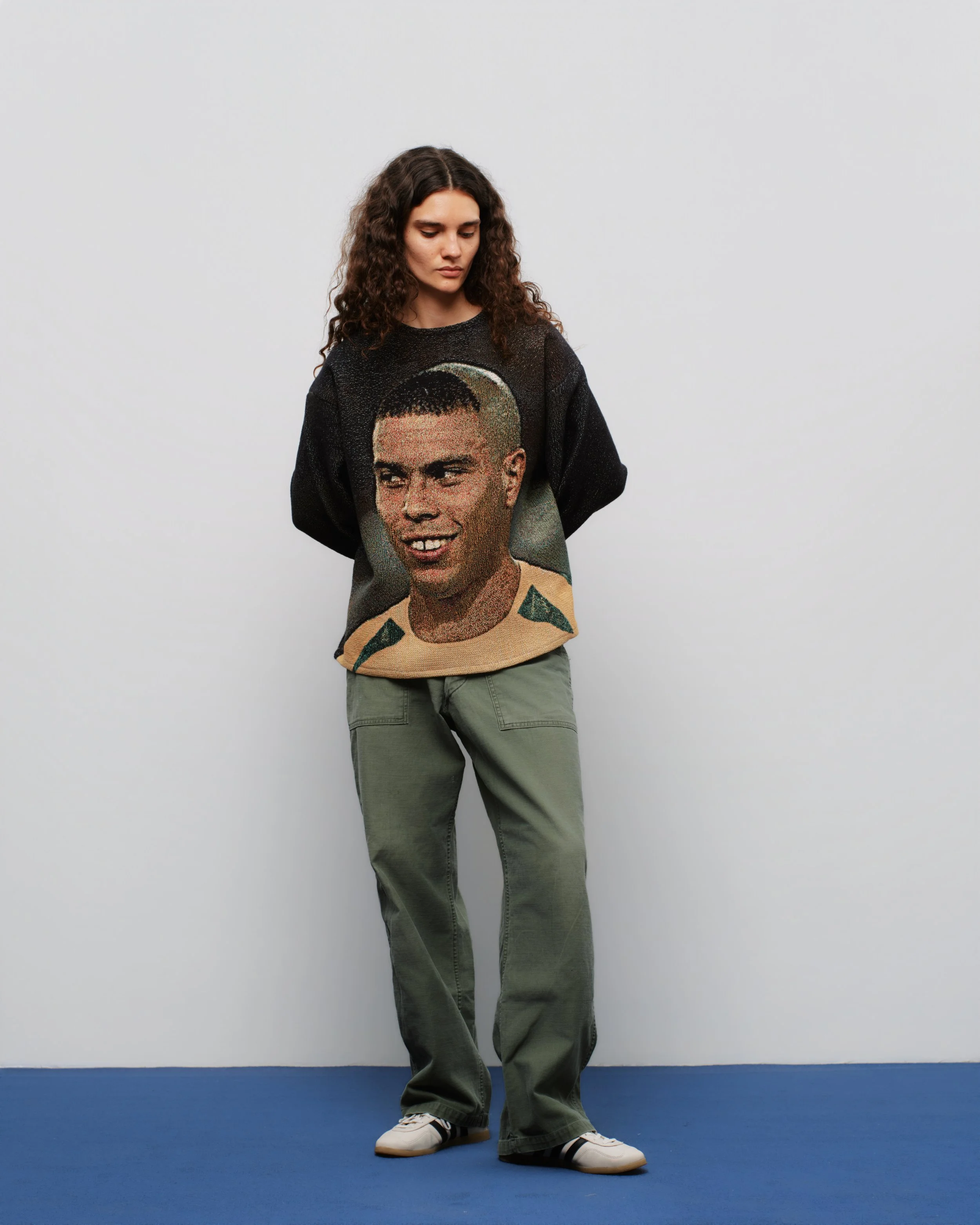 R9