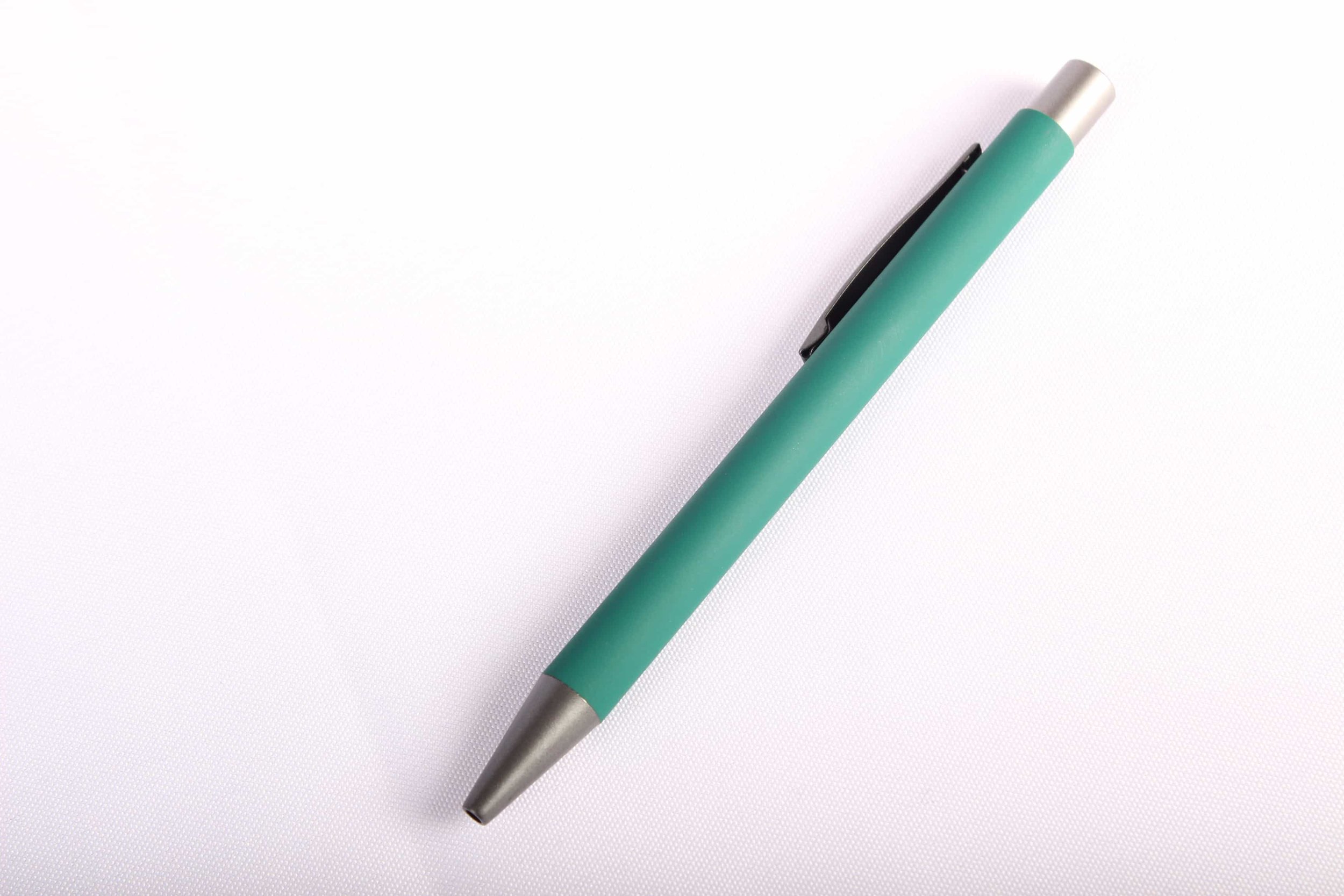 pen-premium-green-17.5gm-matte-barrel-gun-metal-grey-tips-clips-sample-2.JPG