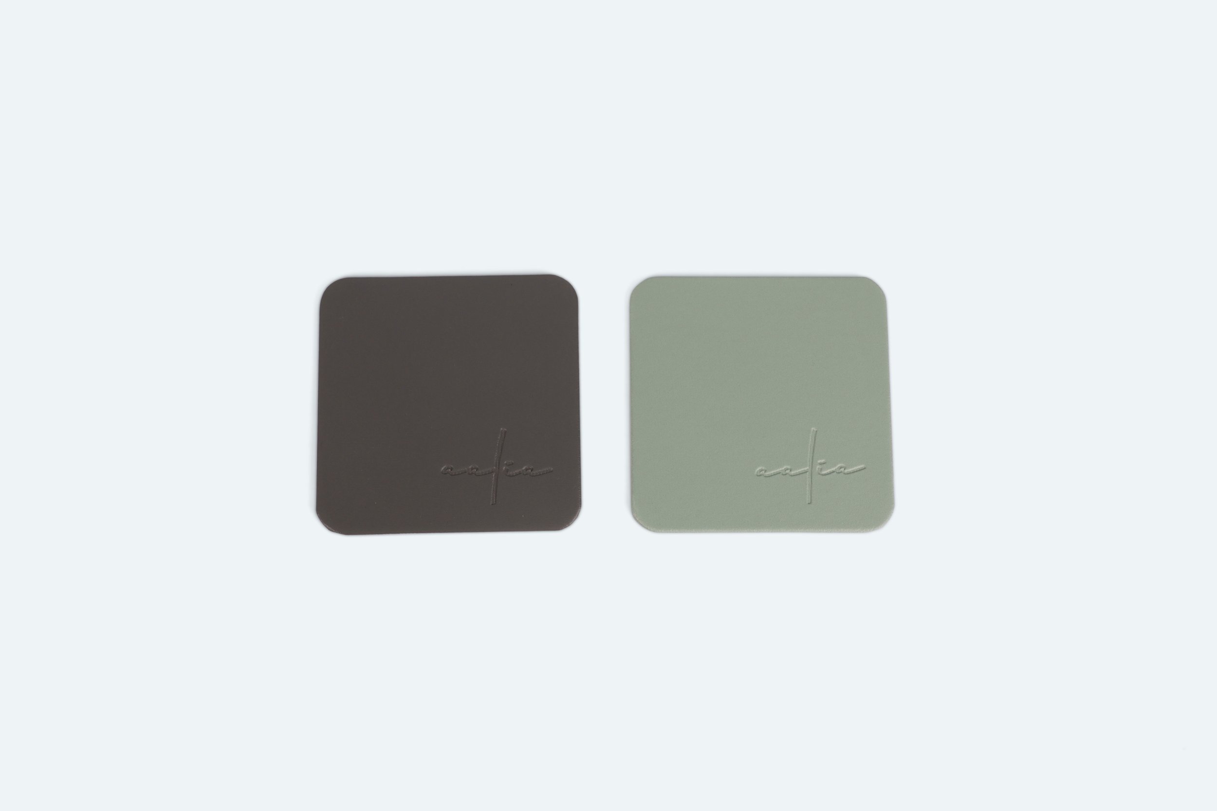 coaster-aalia-leather-circle-sample-1.jpg