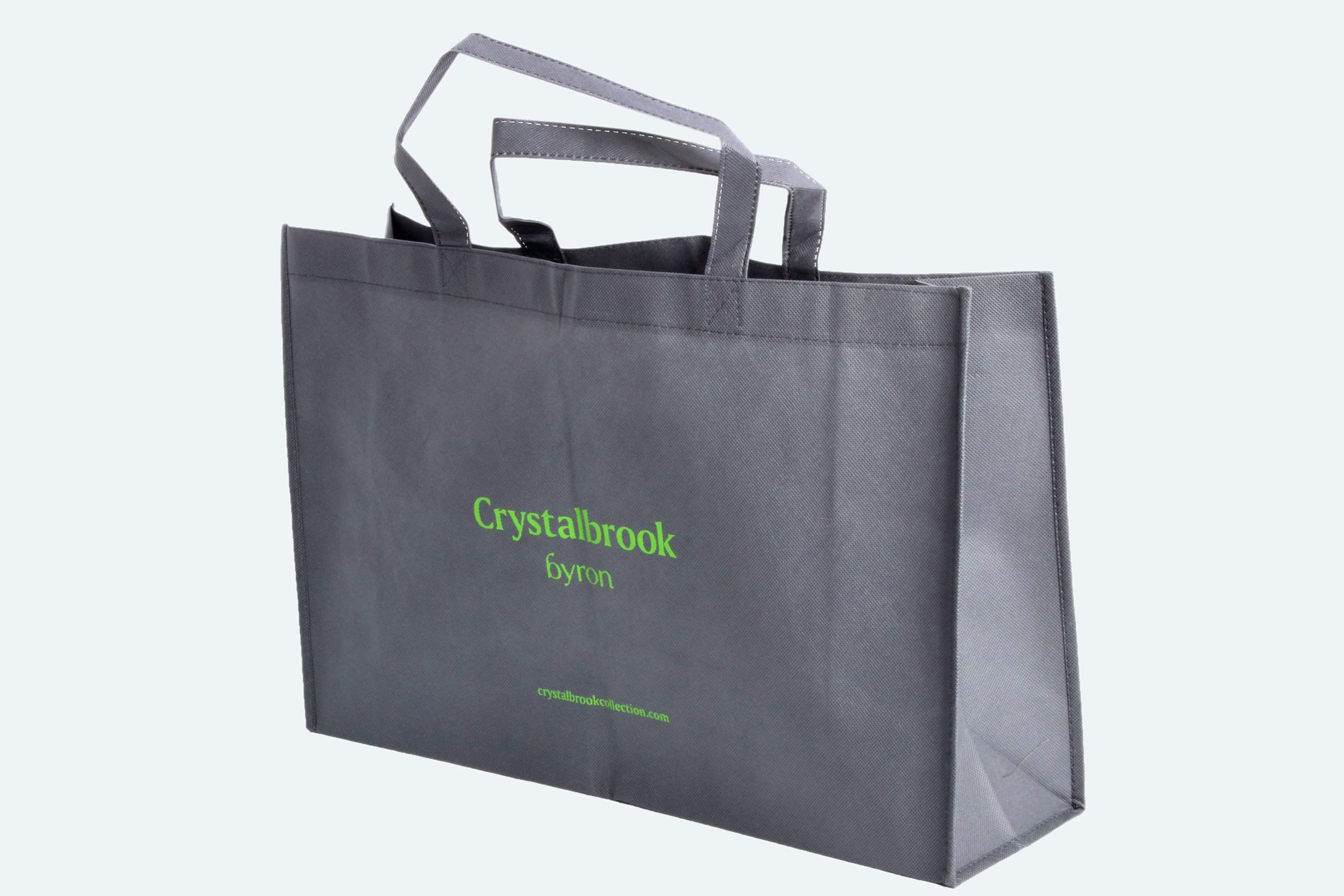 cbc087-cbc-byron-non-woven-bags-byron-branded-large-size-320mm(l)-490mm(w)-150mm(gusset)-80-gsm-handle-25mm-pms374u-3--de.jpg
