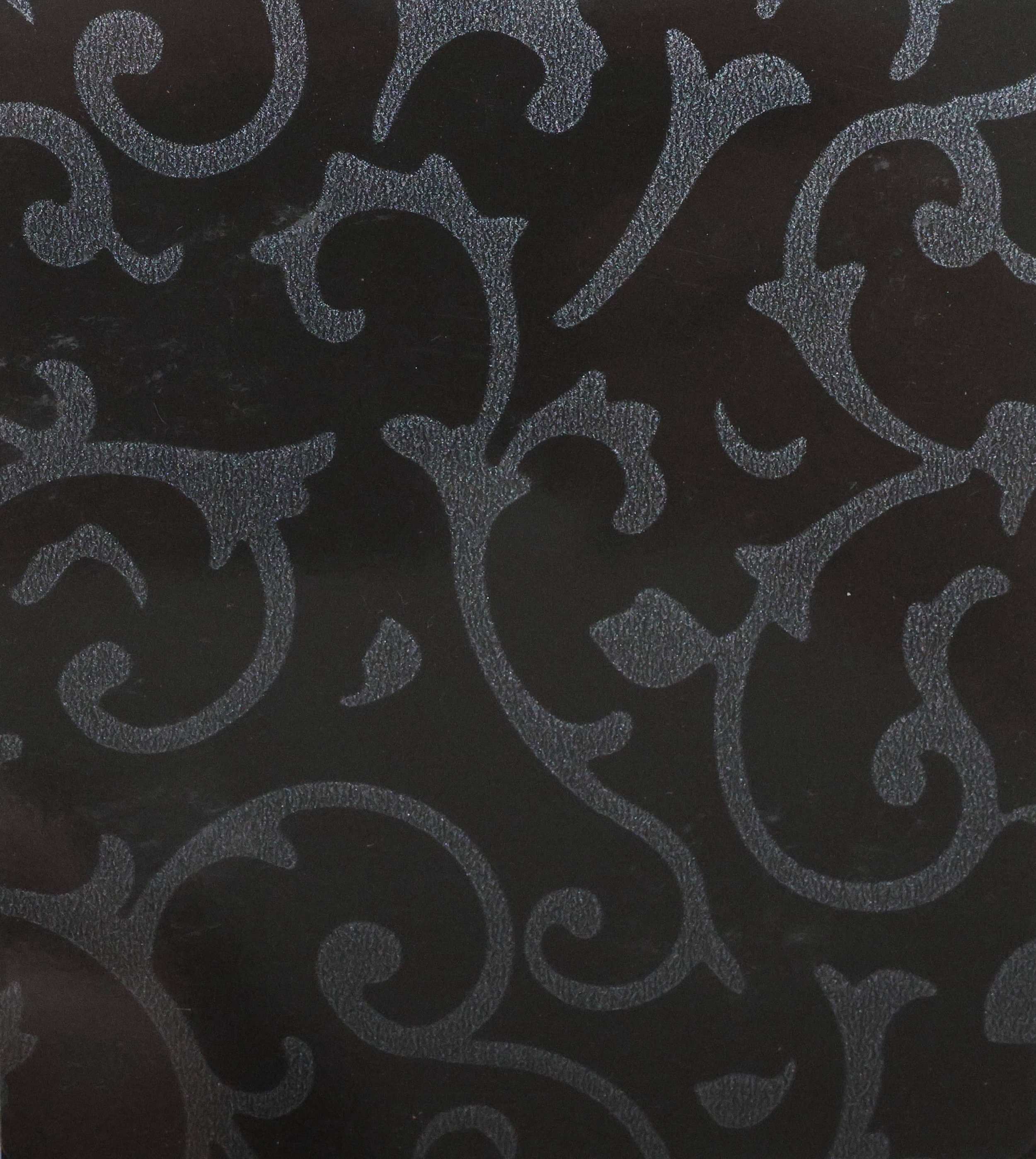 Slate Blossom Gloss TH 126 GL