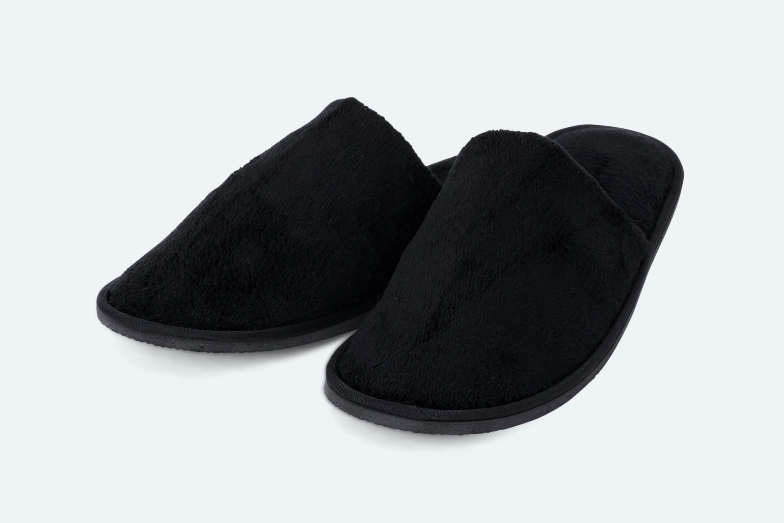 UNBRANDED---slipper-black-plush-padding-custom-design-develop-deliver-consultantspr.com-6-re.jpg