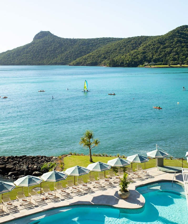 pool-view-onto-catseye-bay.jpg