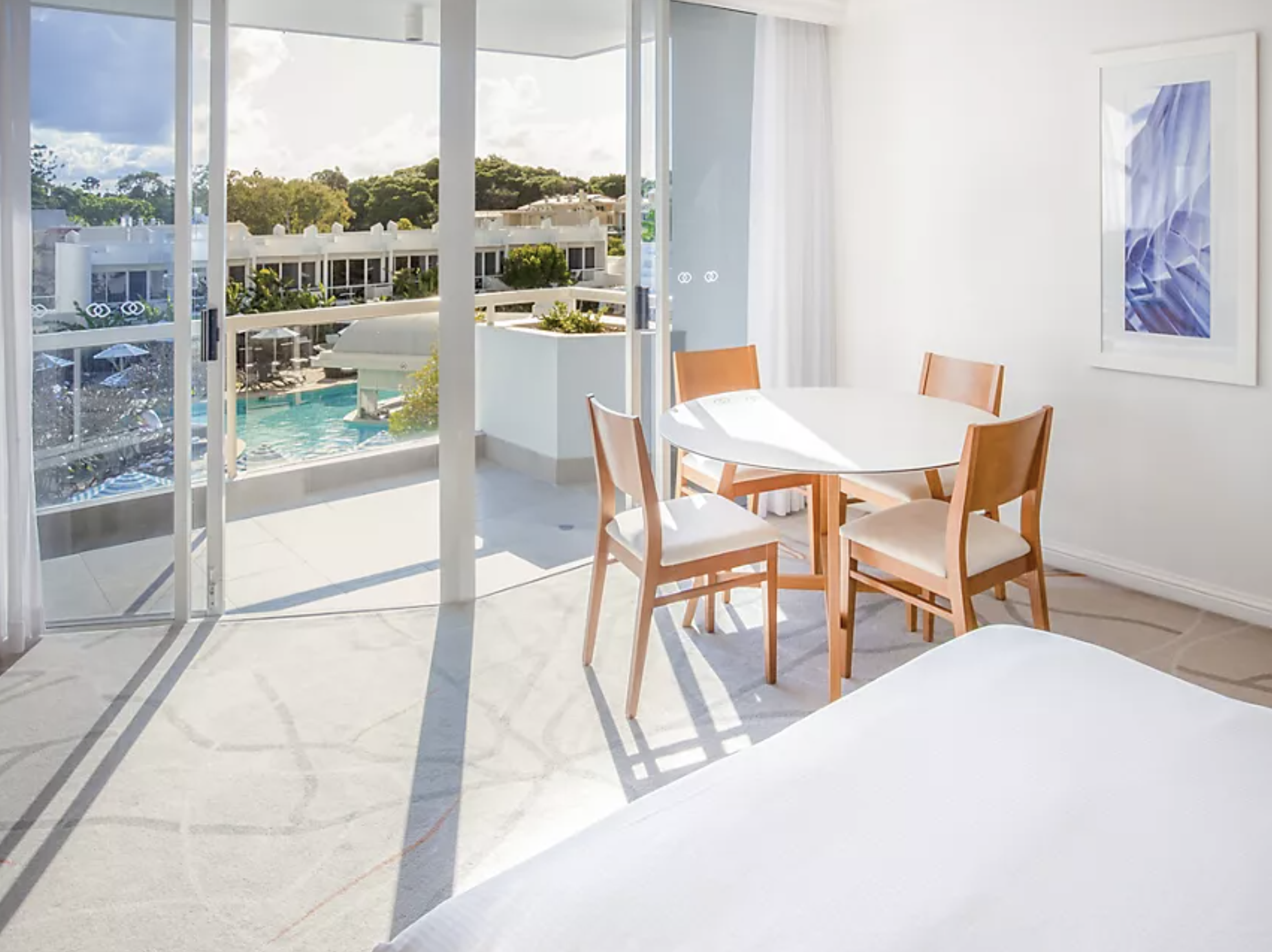 Elysium Hotel