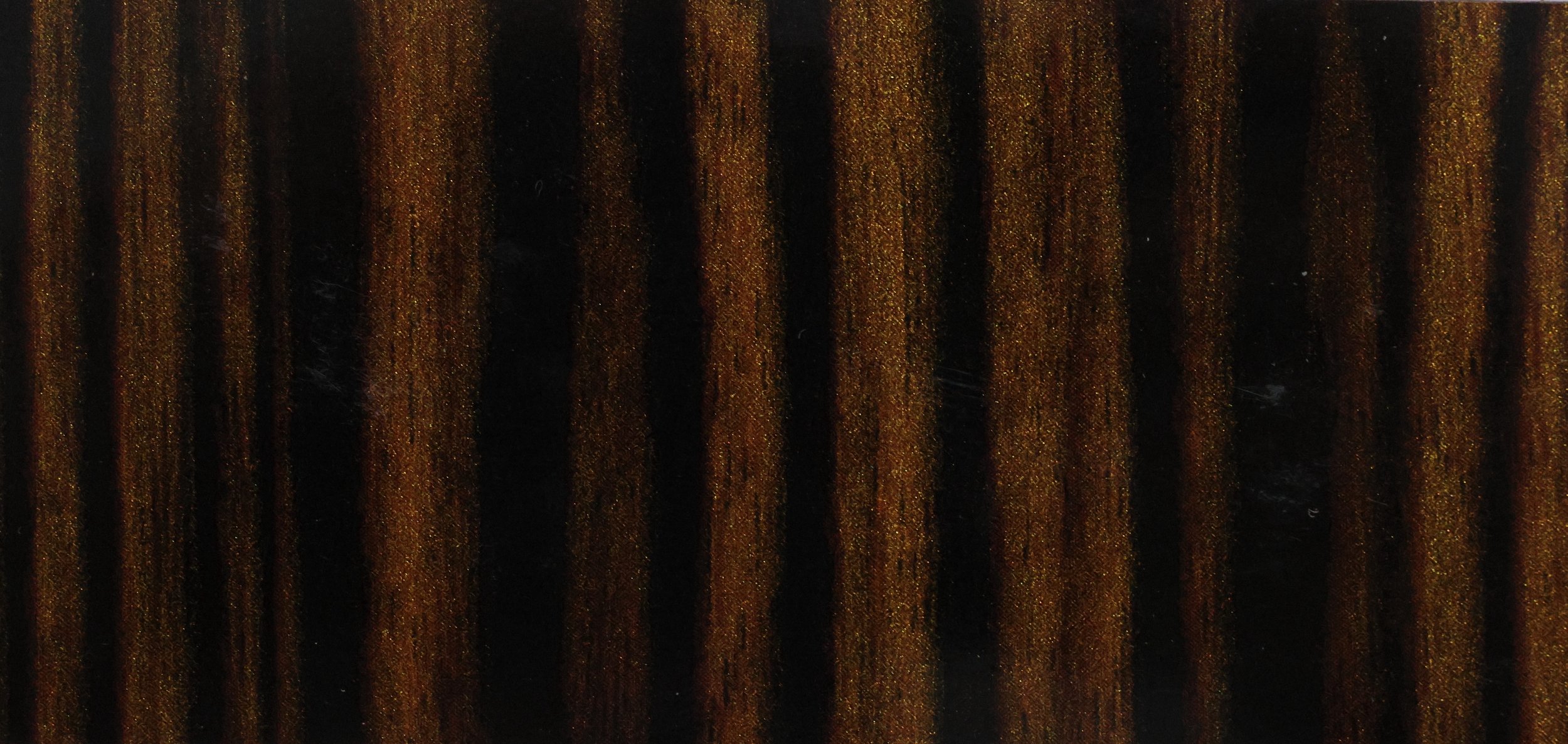 Golden Ebony Gloss TH 112 GL 