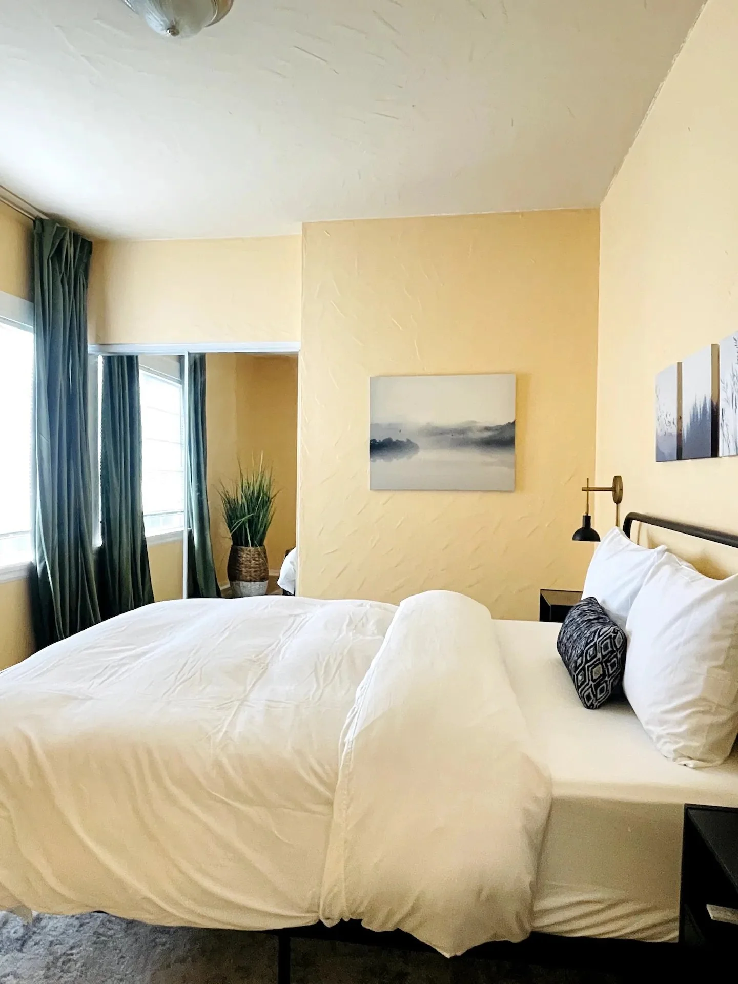 4fce3f96-b61c-40b3-a63f-1c8077eb6650 copy.jpg