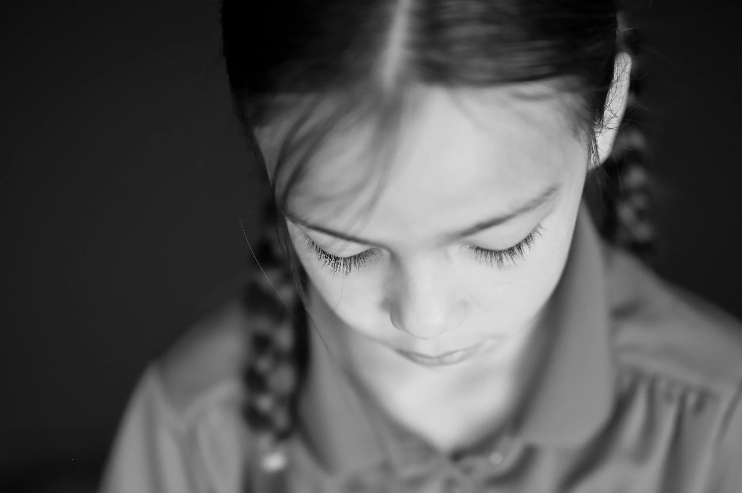 How to Get Kids Comfortable in Front of the Camera-California School Photographer-Bakersfield School Photographer