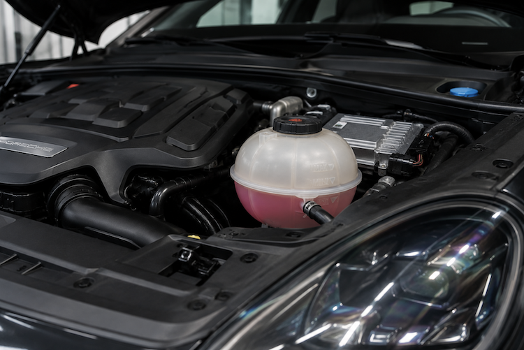 Check Coolant Level in Porsche Cayenne