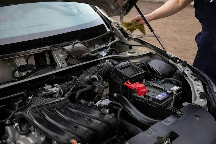 Lifespan of a Mercedes Benz battery