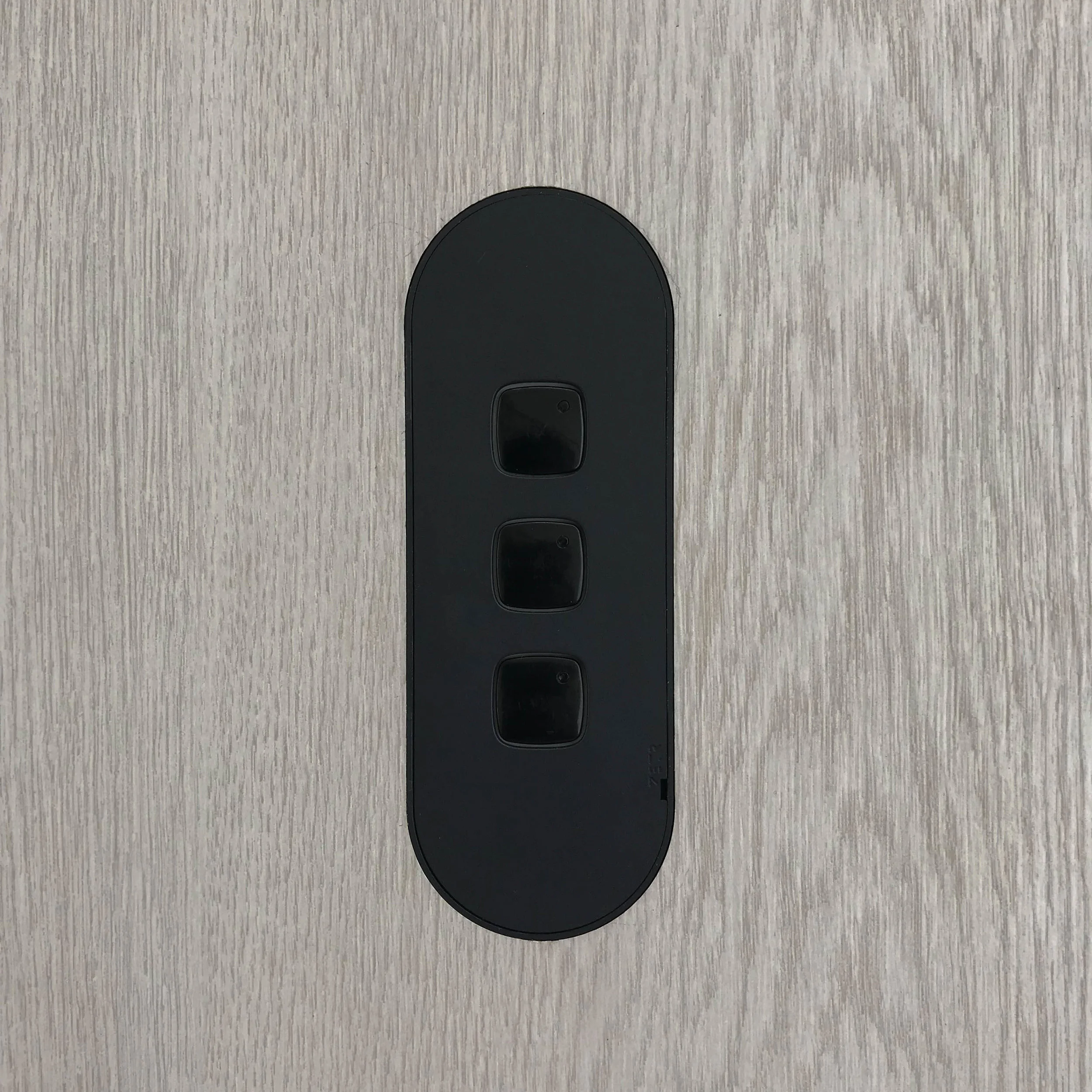ZETR TRIMLESS OUTLETS & SWITCHES 7.jpg