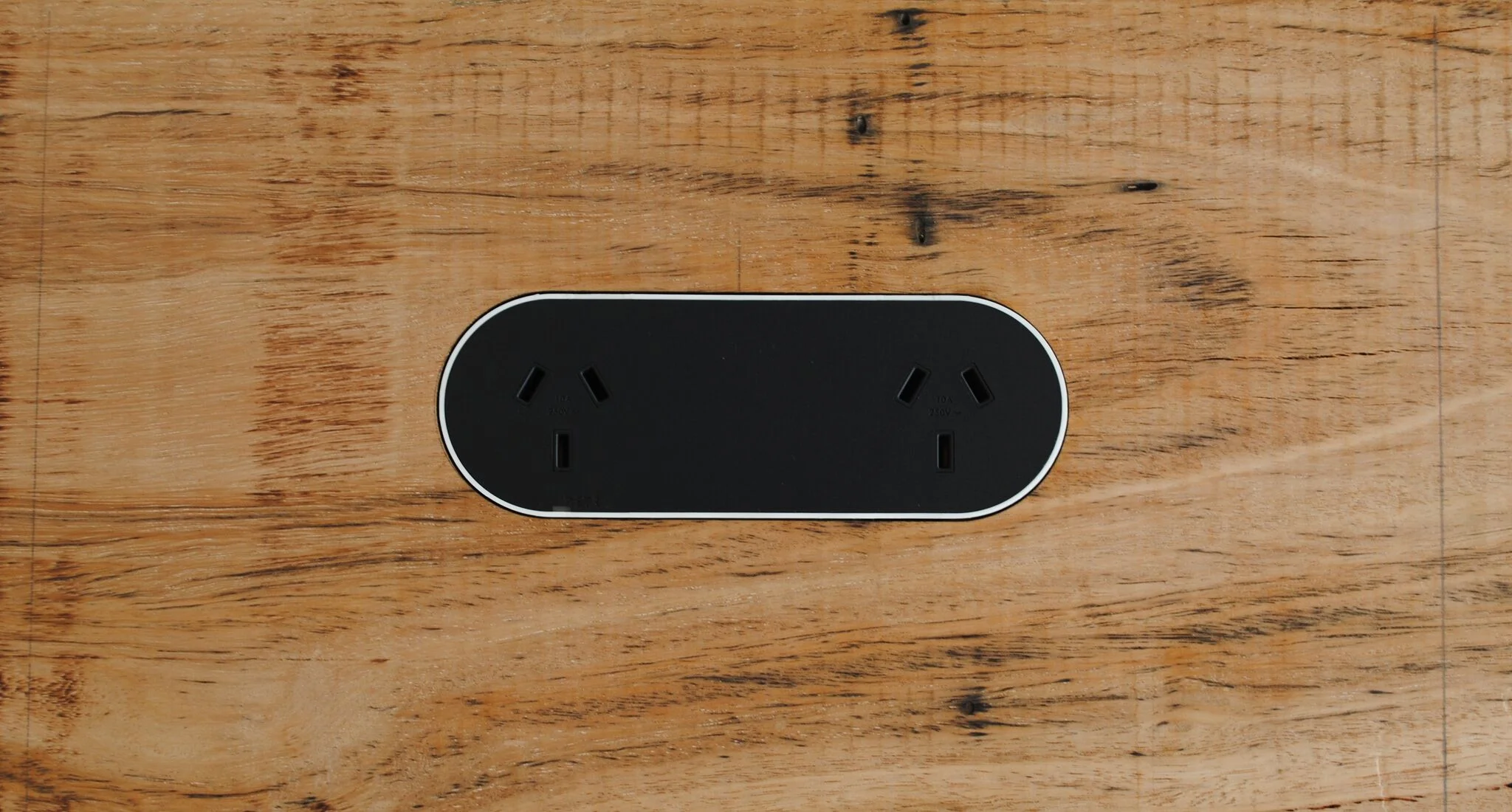 The ZETR No. 13 Series is a recessed, trim-less, and completely flush range of switches and outlets that integrates with the surrounding wall surface to provide minimal impacT on the specified finish.