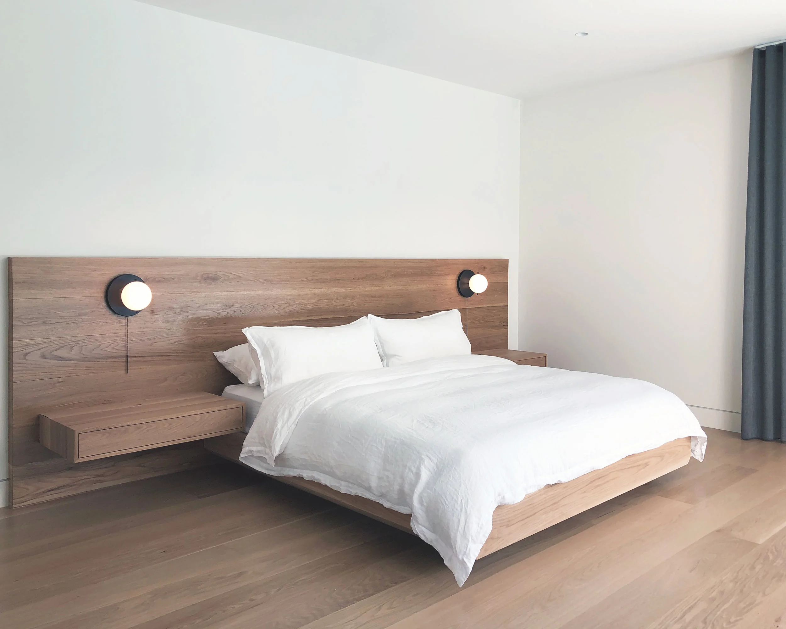 The ZETR No. 13 Series is a recessed, trim-less, and completely flush range of switches and outlets that integrates with the surrounding wall surface to provide minimal impacT on the specified finish.