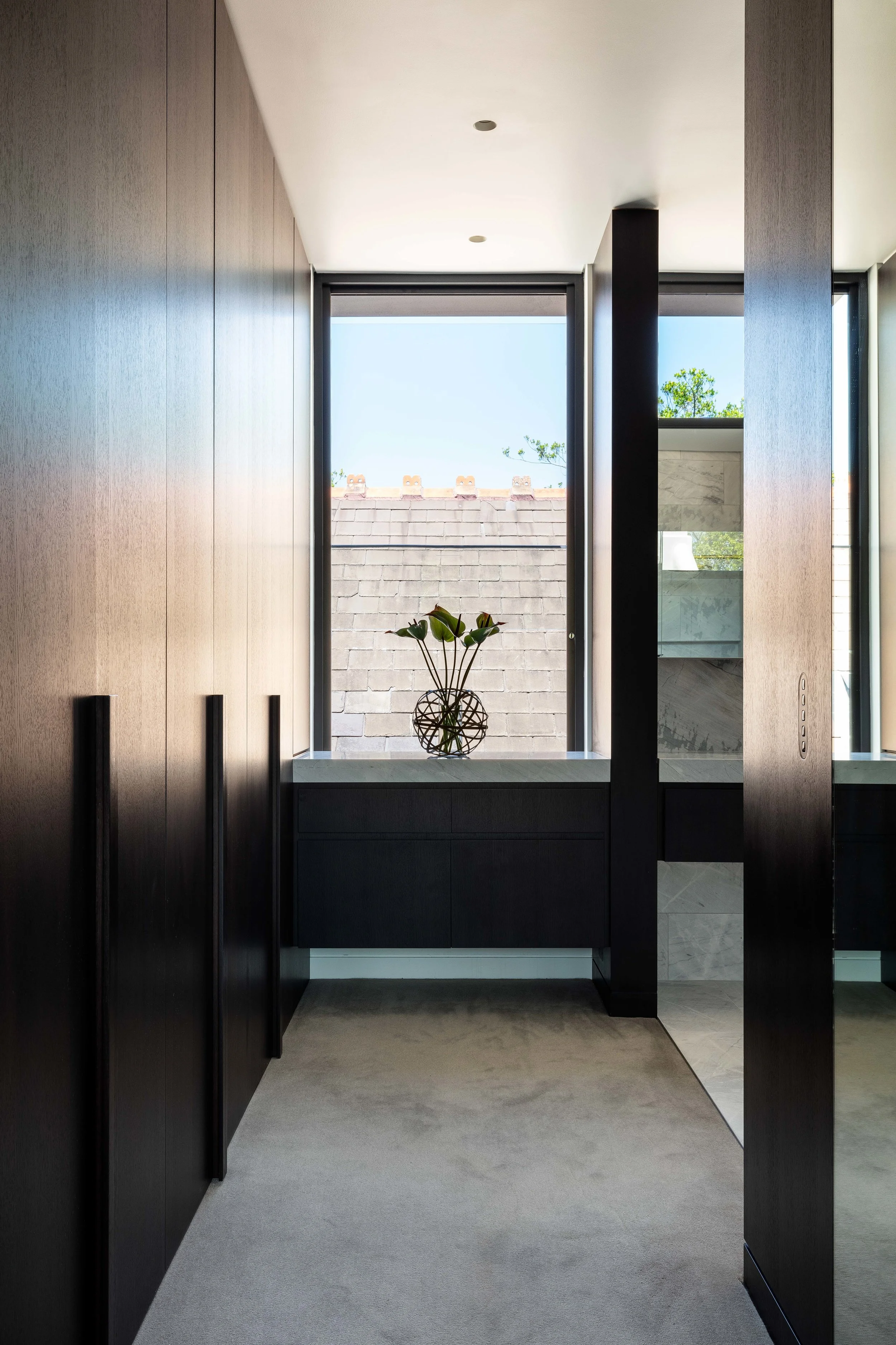 ZETR 13 - 0 - W    PHOTO BY TOM FERGUSON