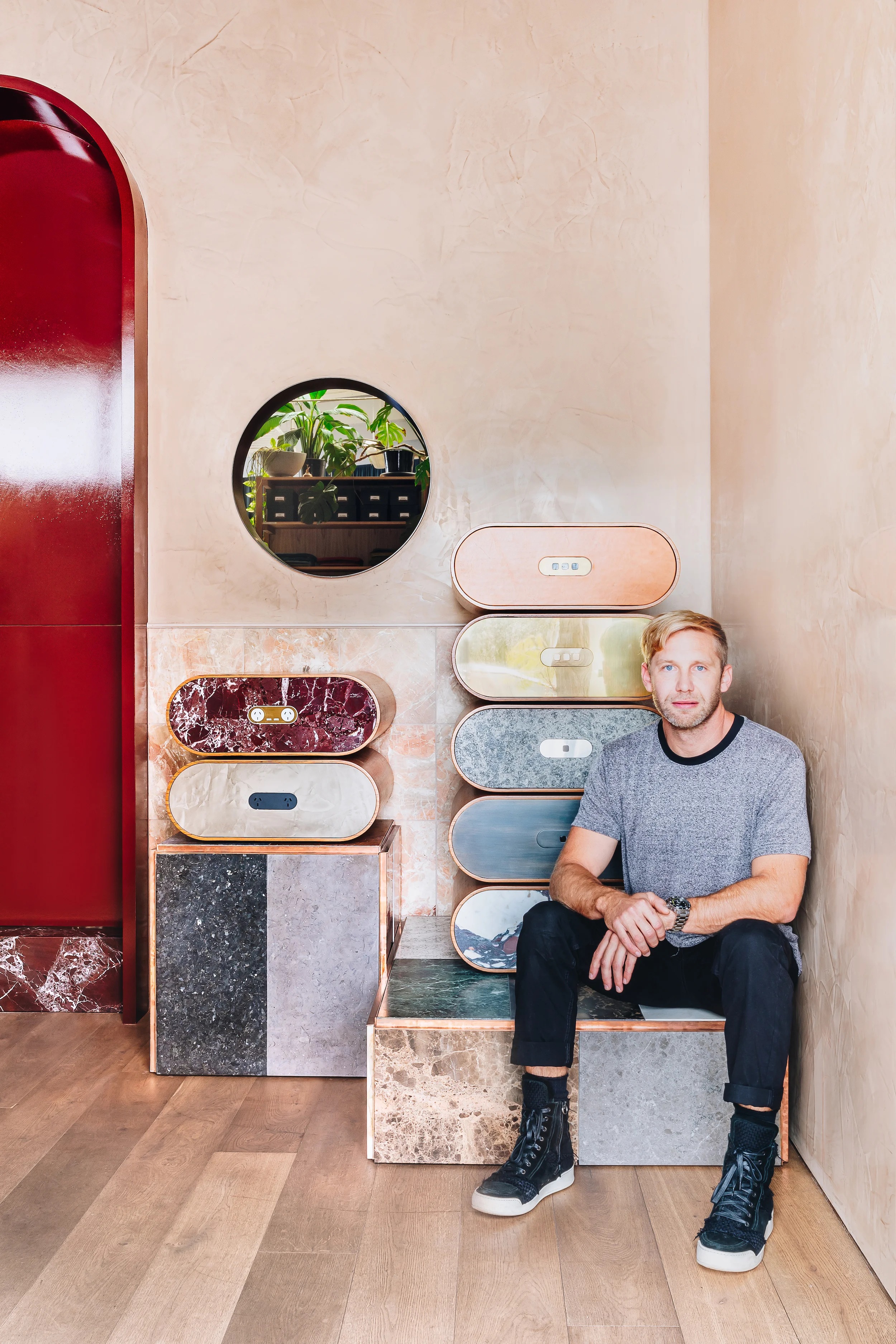 ZETR ON FLACK'S PLINTHS