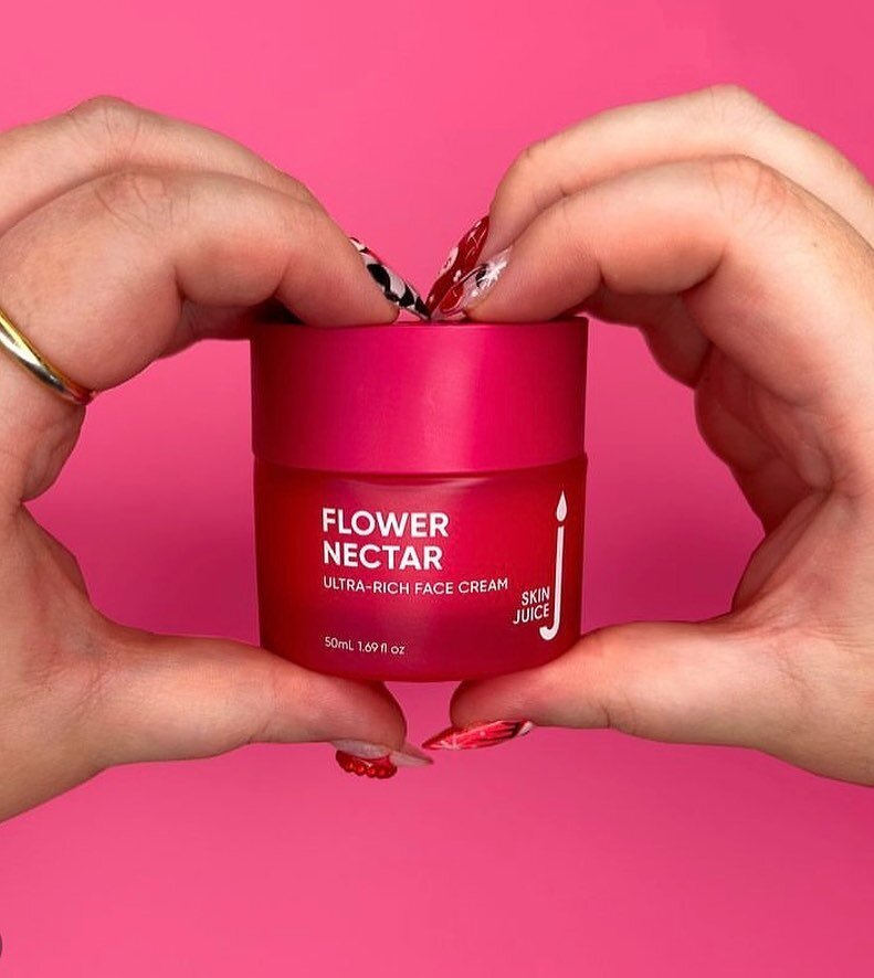 You can buy yourself flowers...
And you can buy your skin some Flower Nectar 💐

Show yourself (and your skin) a bit of lovin&rsquo; this Valentine&rsquo;s Day by treating yourself to the kind of flower that leaves you feeling velvety, protected and 