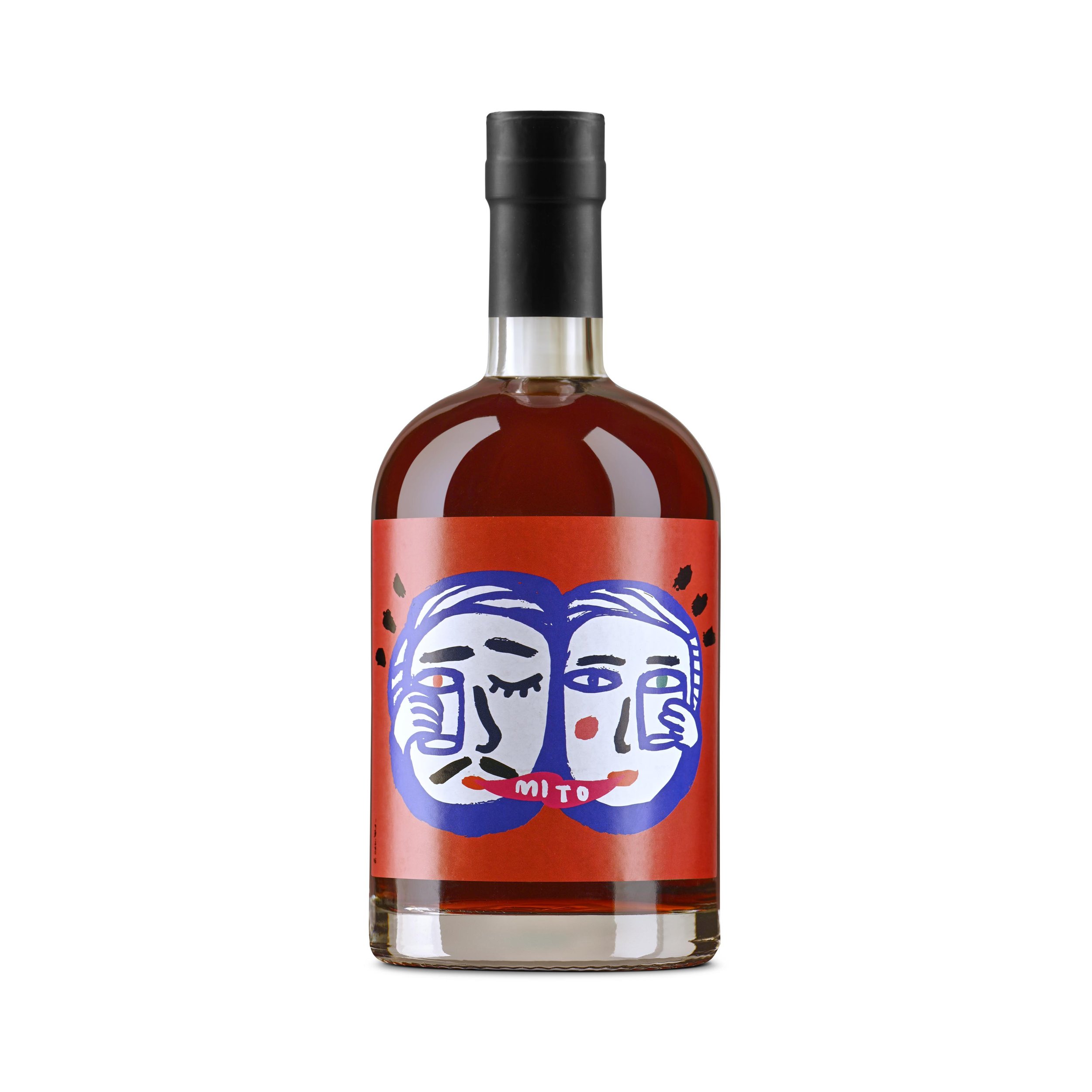 Bottiglia di liquore con etichetta colorata che raffigura due volti stilizzati, una donna e un uomo, con la scritta 'Mito' e uno sfondo rosso.