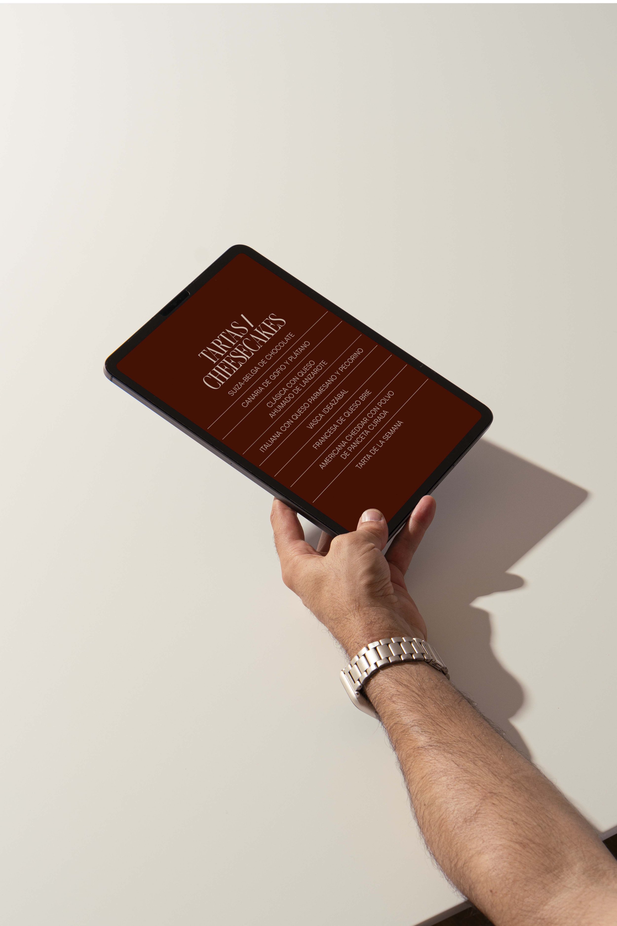 IPAD 8CAKES.jpg