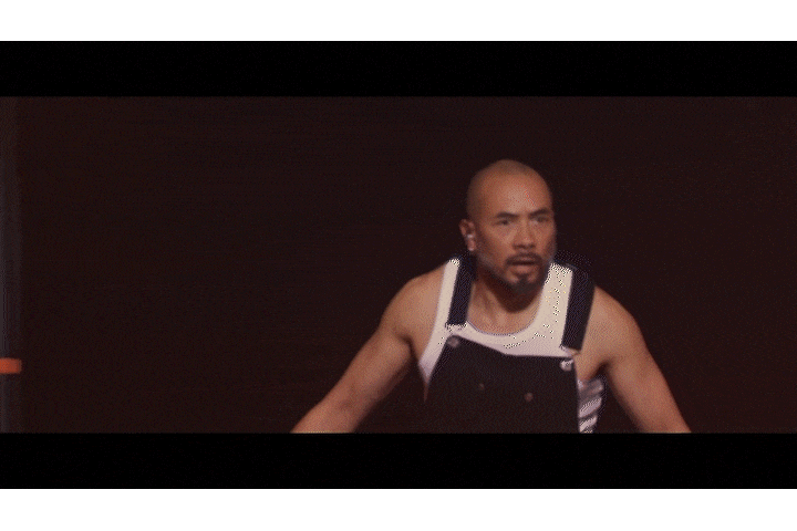 LOVE FACTORY show - Eddy de Pretto 