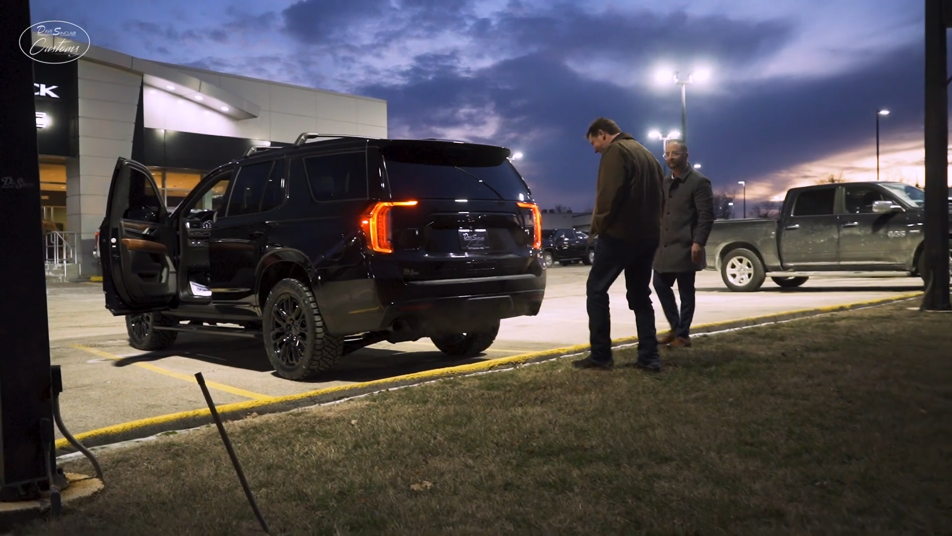 _HOLY...._ _ Pierre's _MURDERED OUT_ GMC Yukon Denali Ultimate Customization - YouTube - 2_19.png