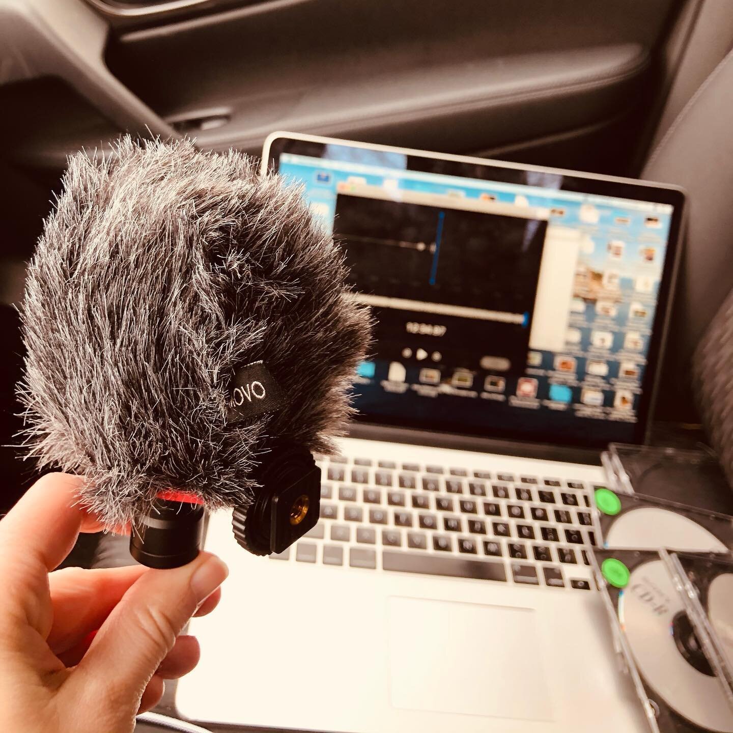 How do you do it, podcasters?! I recorded something the other day in the most low tech way possible: in my car, under a Christmas blanket, with a mic attached to my laptop. 🤣 I have no idea if anything will come of it, but for the last few months (o