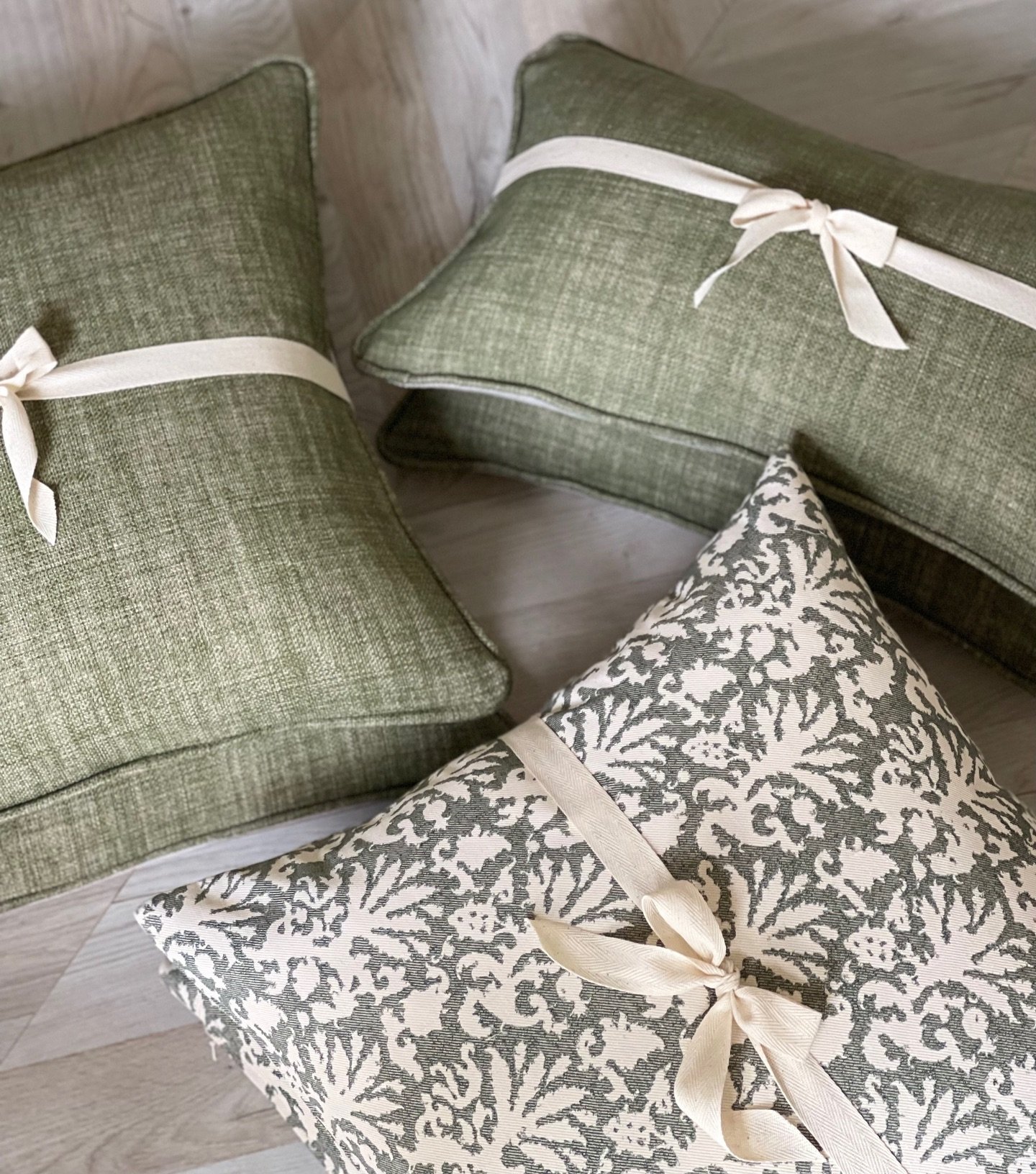 Did you know we can do bespoke orders? 

These beautiful piped cushions made from fabric a customer had left over from curtains were made to order in her chosen sizes - we are obsessed with this green and print combination! 

If you&rsquo;d like some